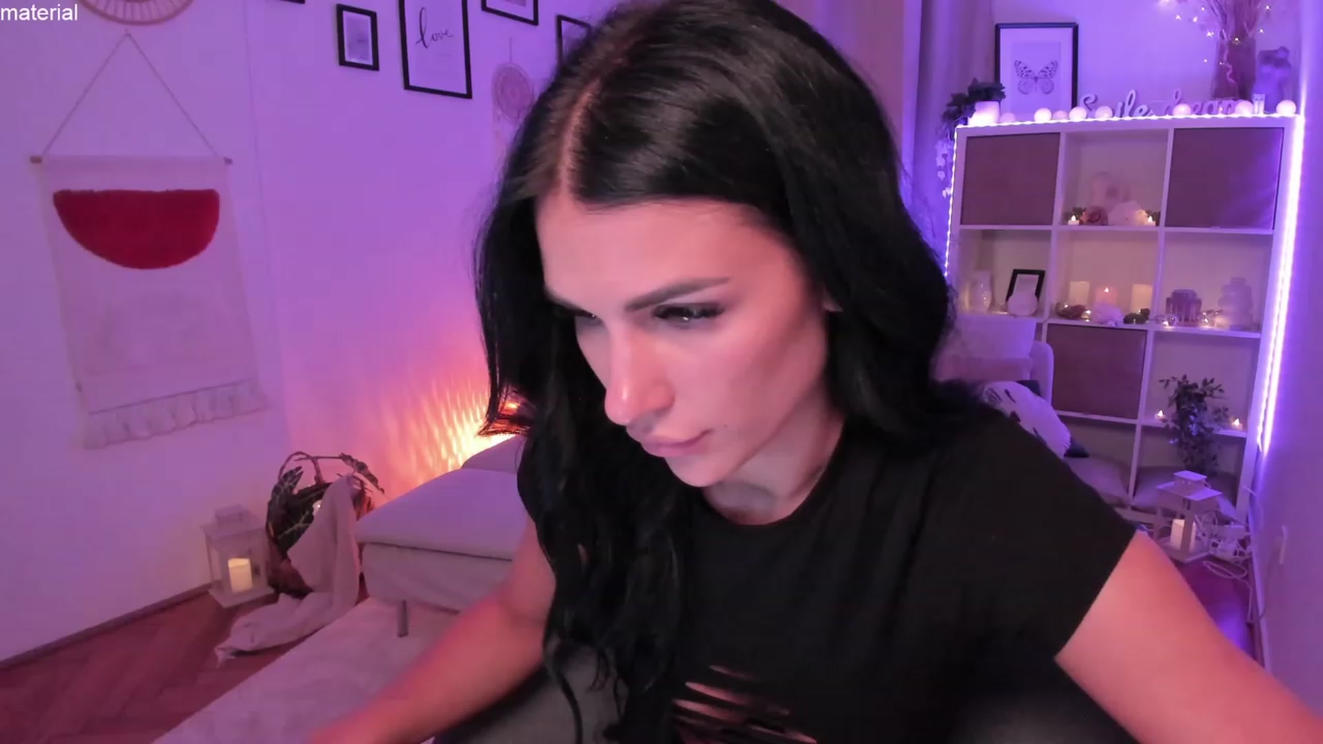Gallery image thumbnail from kerelai's myfreecams stream on, 07/06/2023, 16:58 image 4 of 20
