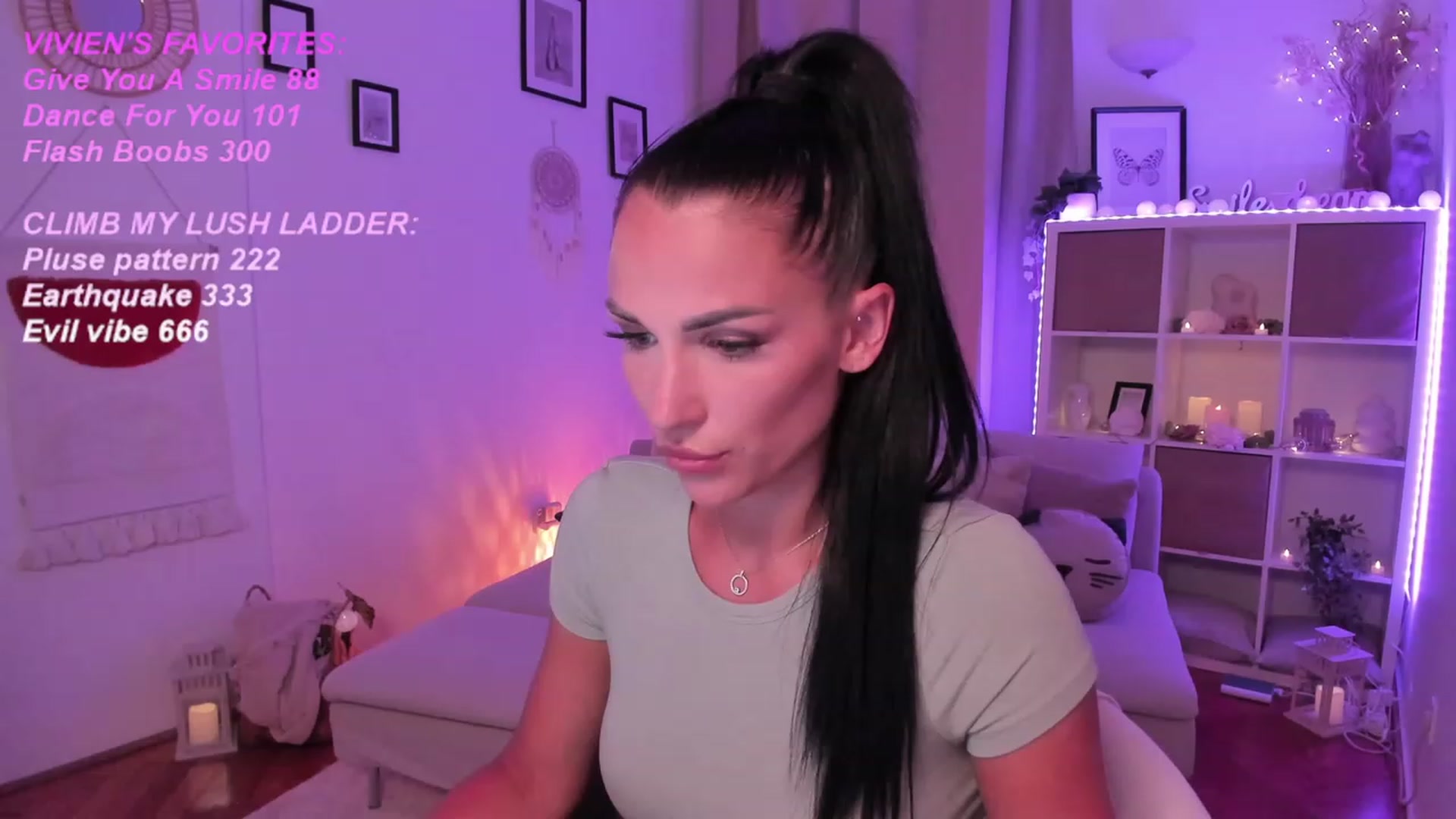Gallery image thumbnail from kerelai's myfreecams stream on, 09/02/2023, 16:56 image 4 of 20