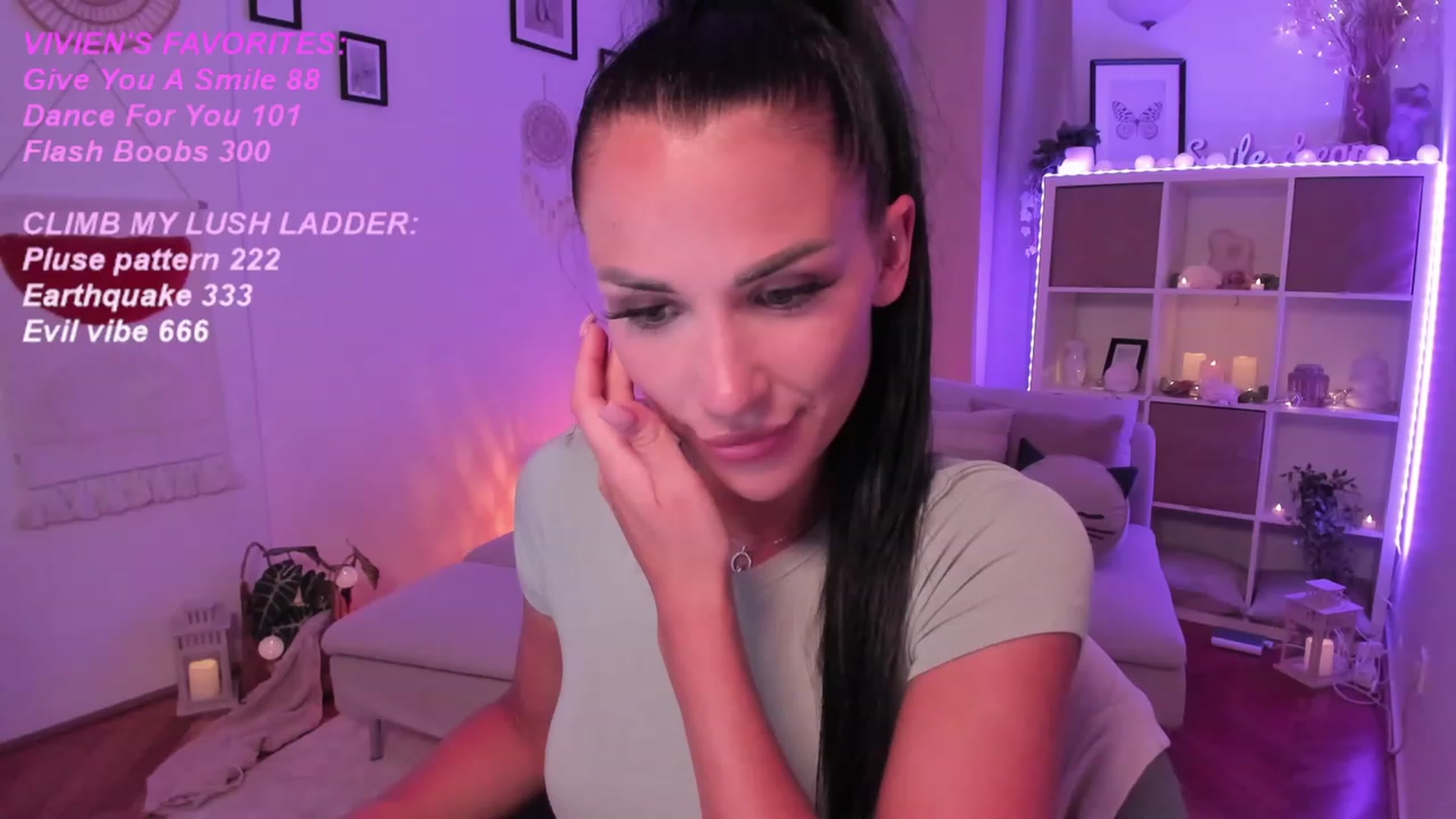 Gallery image thumbnail from kerelai's myfreecams stream on, 09/02/2023, 16:56 image 19 of 20