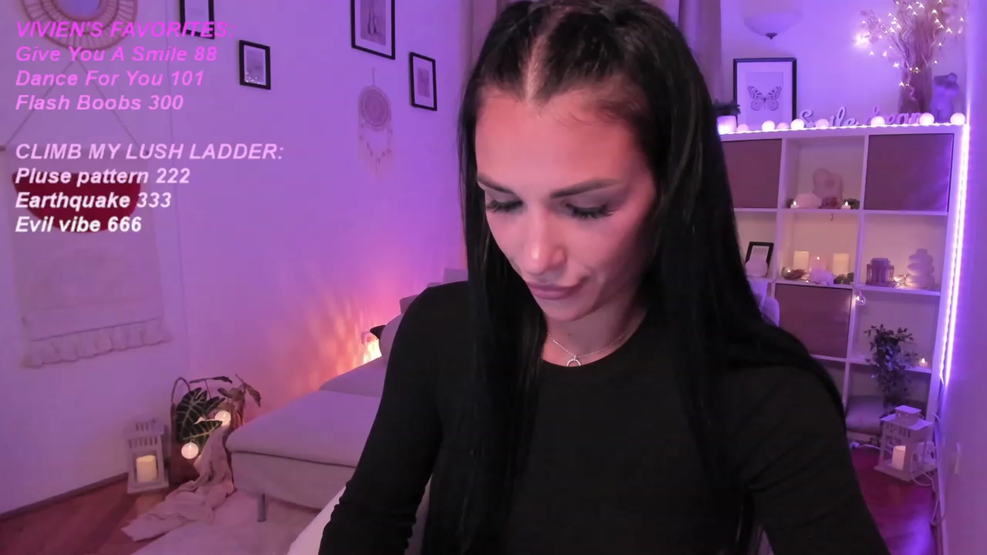 Gallery image thumbnail from kerelai's myfreecams stream on, 09/06/2023, 18:38 image 18 of 20
