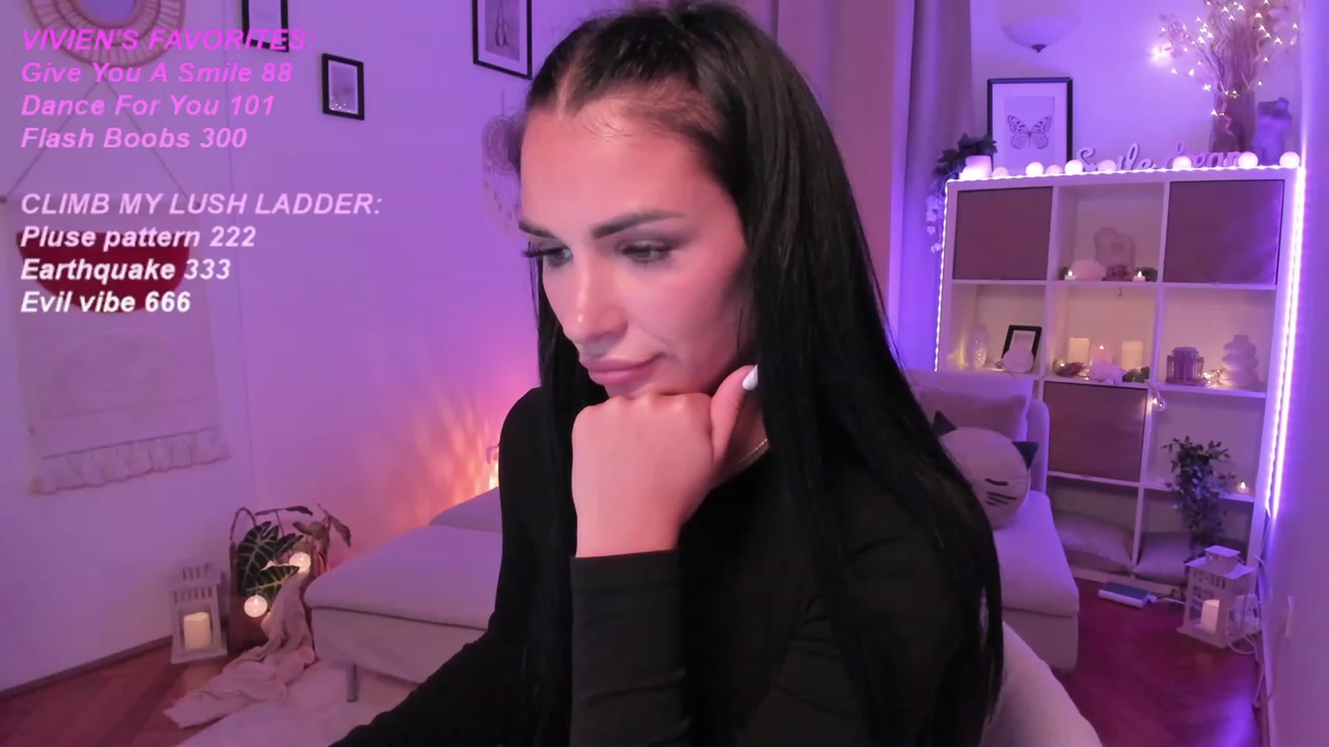 Gallery image thumbnail from kerelai's myfreecams stream on, 09/06/2023, 18:38 image 14 of 20