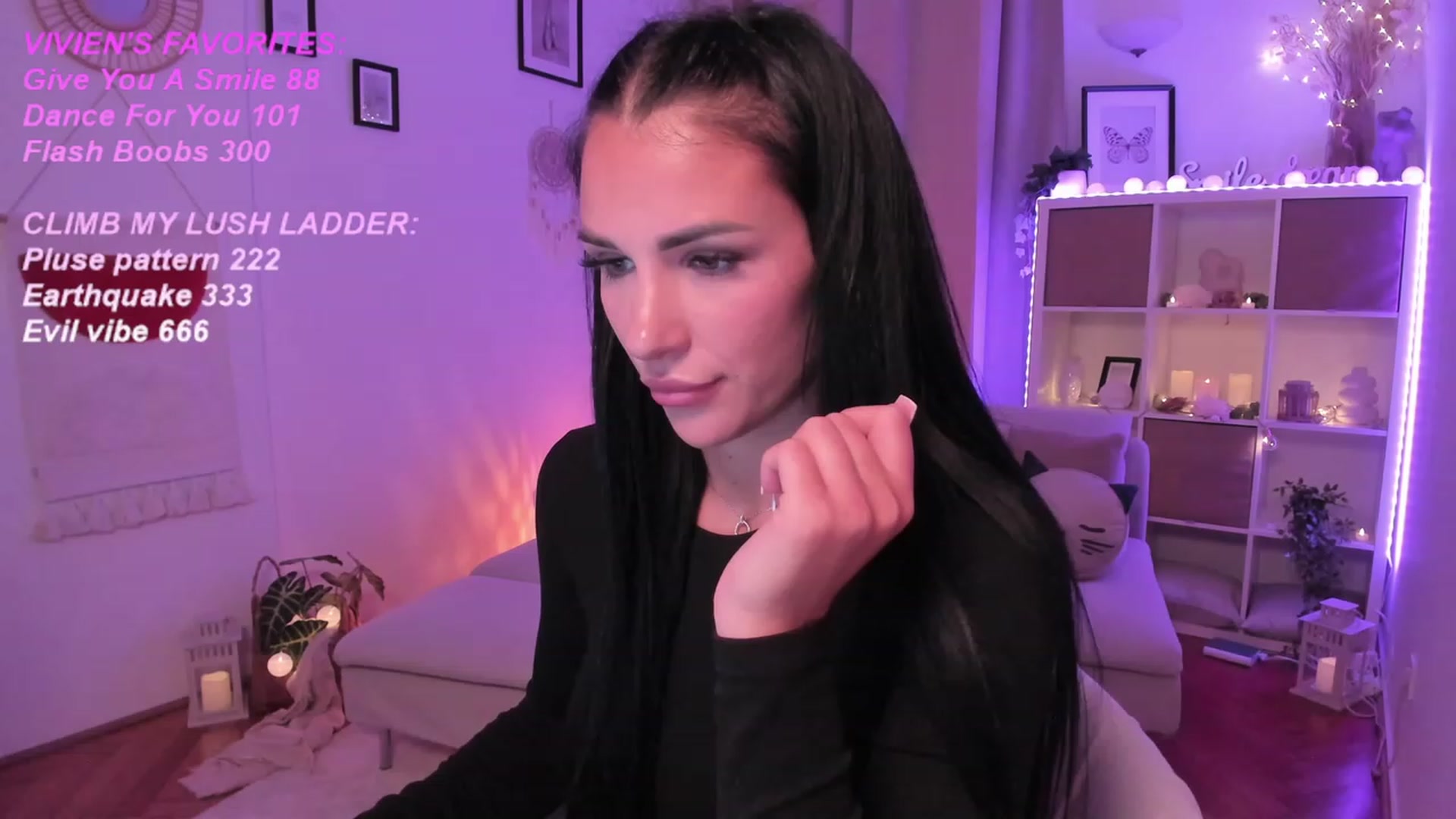 Gallery image thumbnail from kerelai's myfreecams stream on, 09/06/2023, 18:38 image 6 of 20