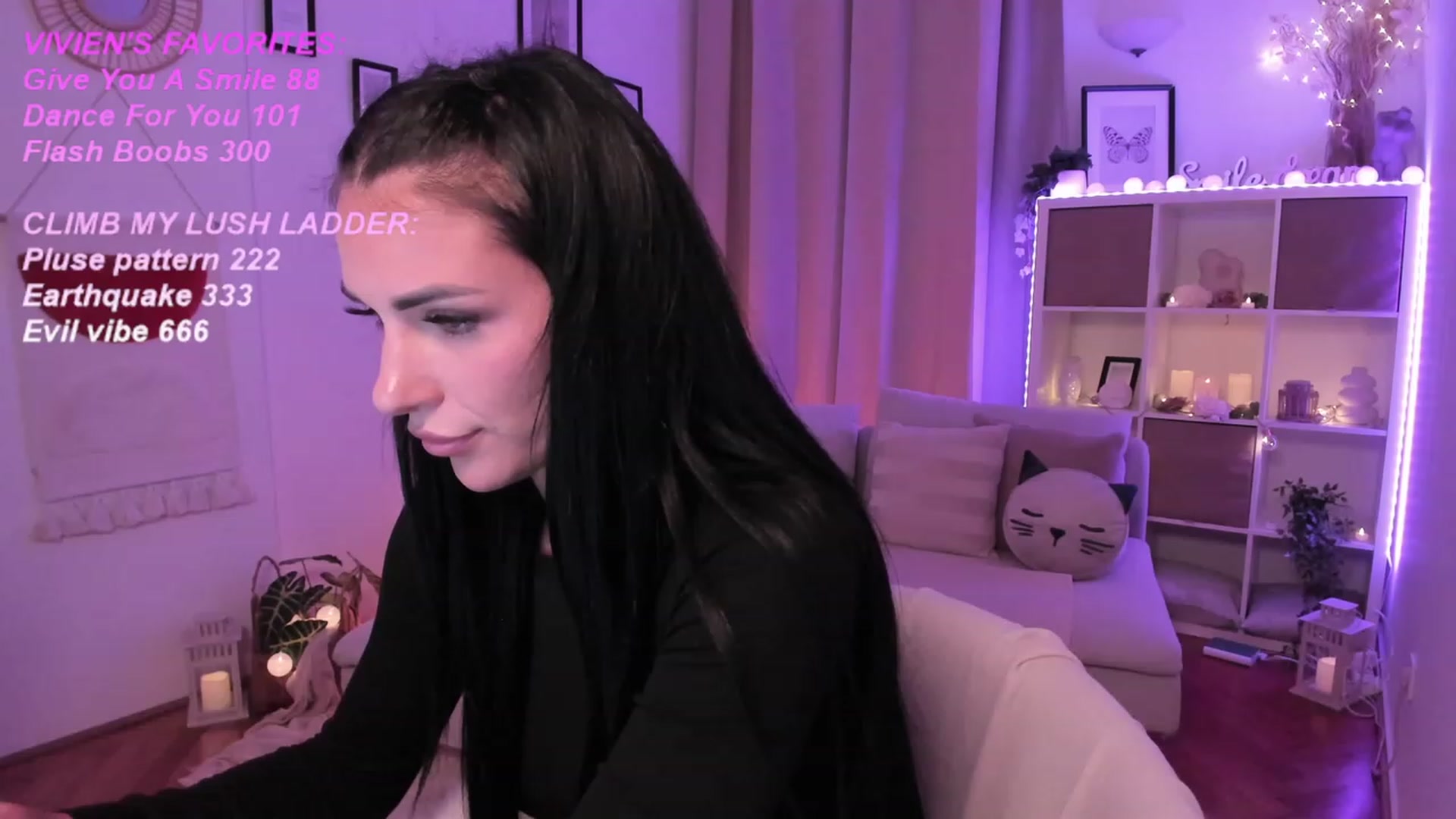 Gallery image thumbnail from kerelai's myfreecams stream on, 09/06/2023, 18:38 image 7 of 20