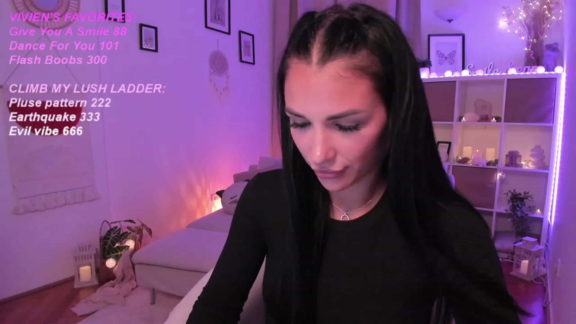 Gallery image thumbnail from kerelai's myfreecams stream on, 09/06/2023, 18:38 image 1 of 20