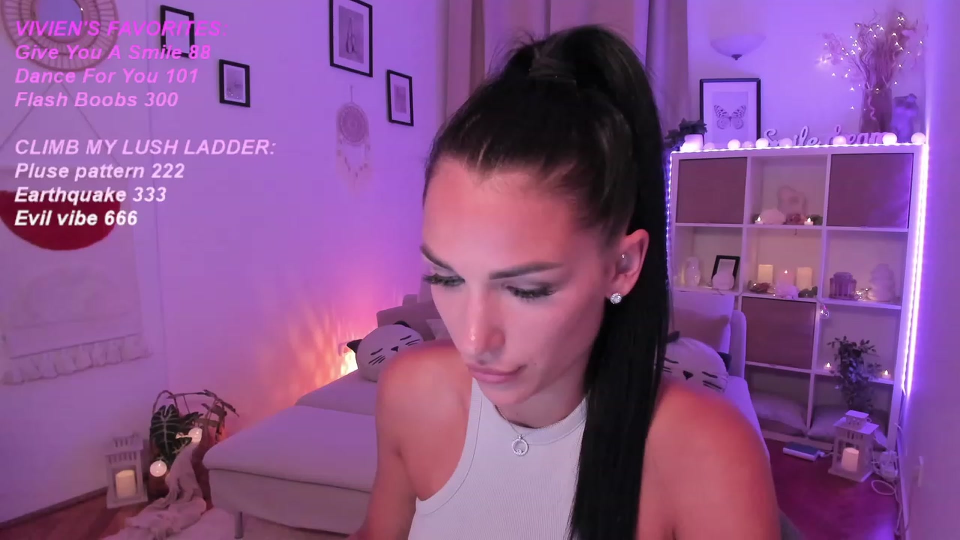Gallery image thumbnail from kerelai's myfreecams stream on, 09/07/2023, 19:48 image 17 of 20