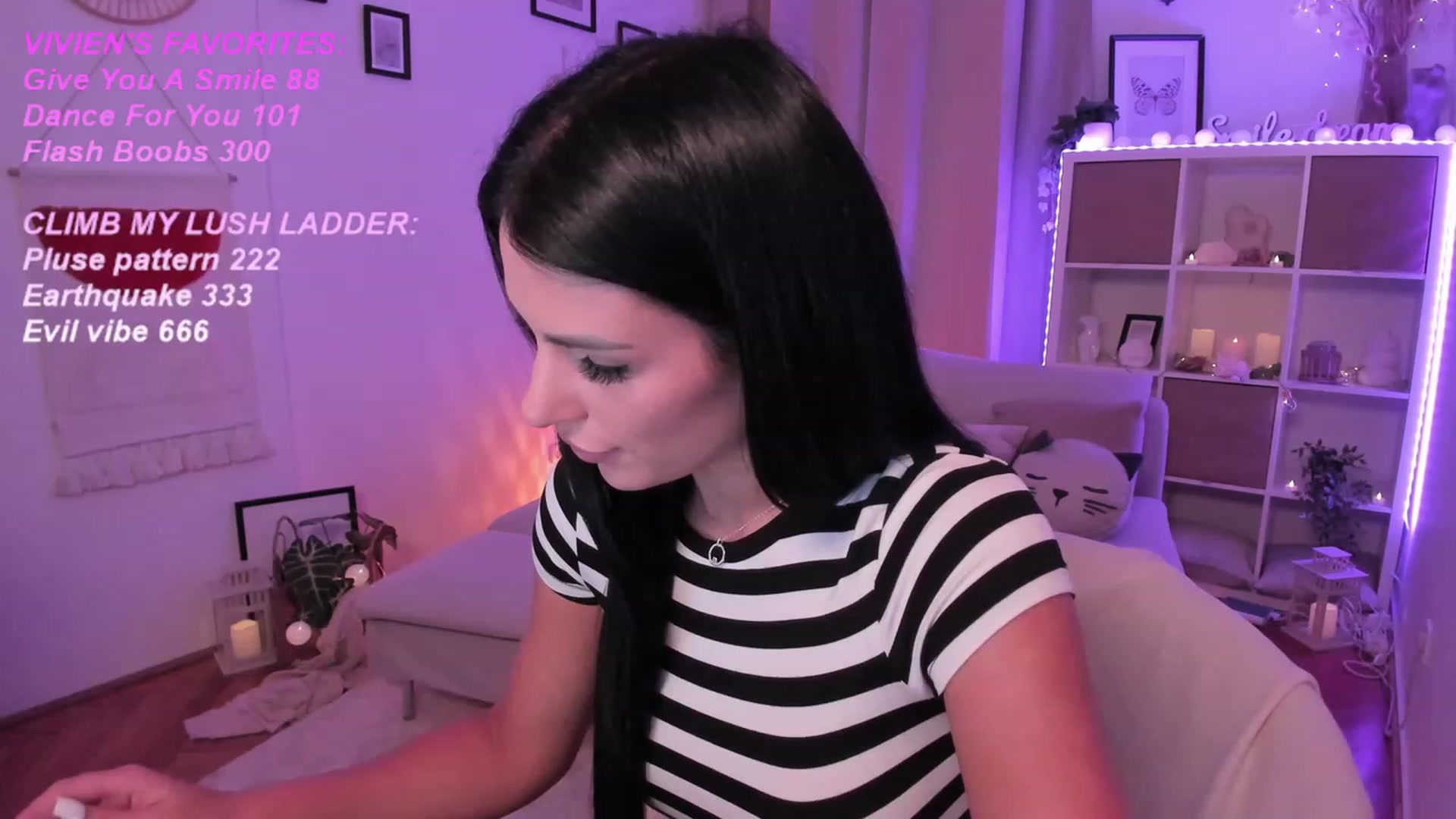 Gallery image thumbnail from kerelai's myfreecams stream on, 09/20/2023, 16:12 image 8 of 20