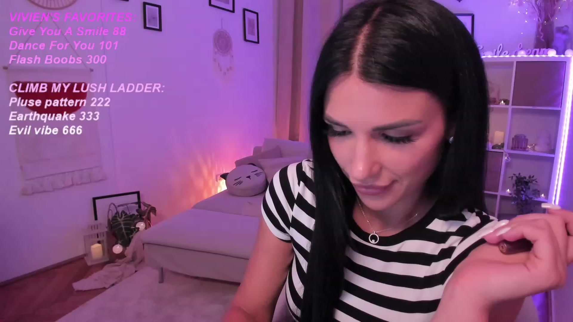 Gallery image thumbnail from kerelai's myfreecams stream on, 09/20/2023, 16:12 image 6 of 20