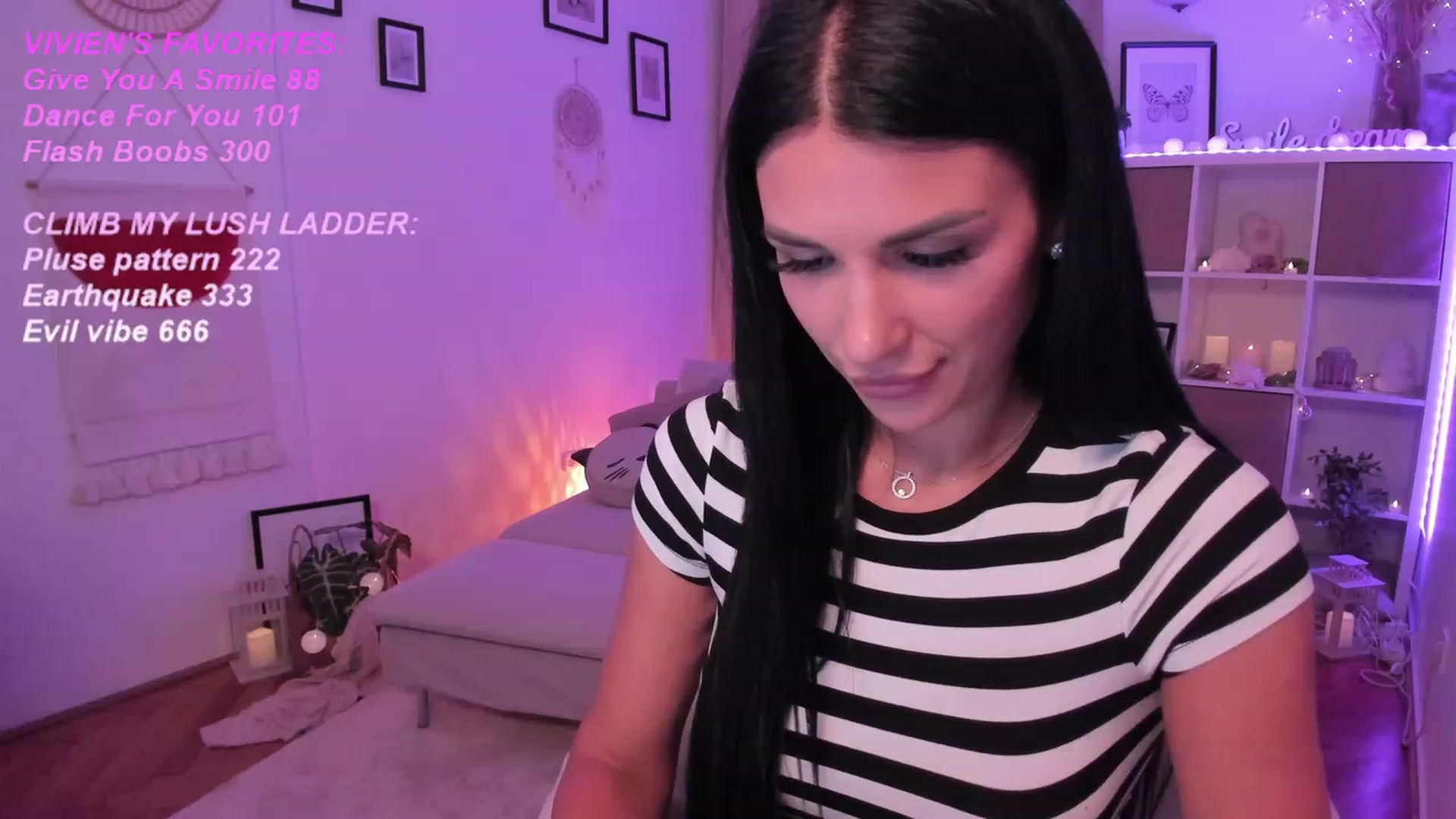 Gallery image thumbnail from kerelai's myfreecams stream on, 09/20/2023, 17:14 image 16 of 20