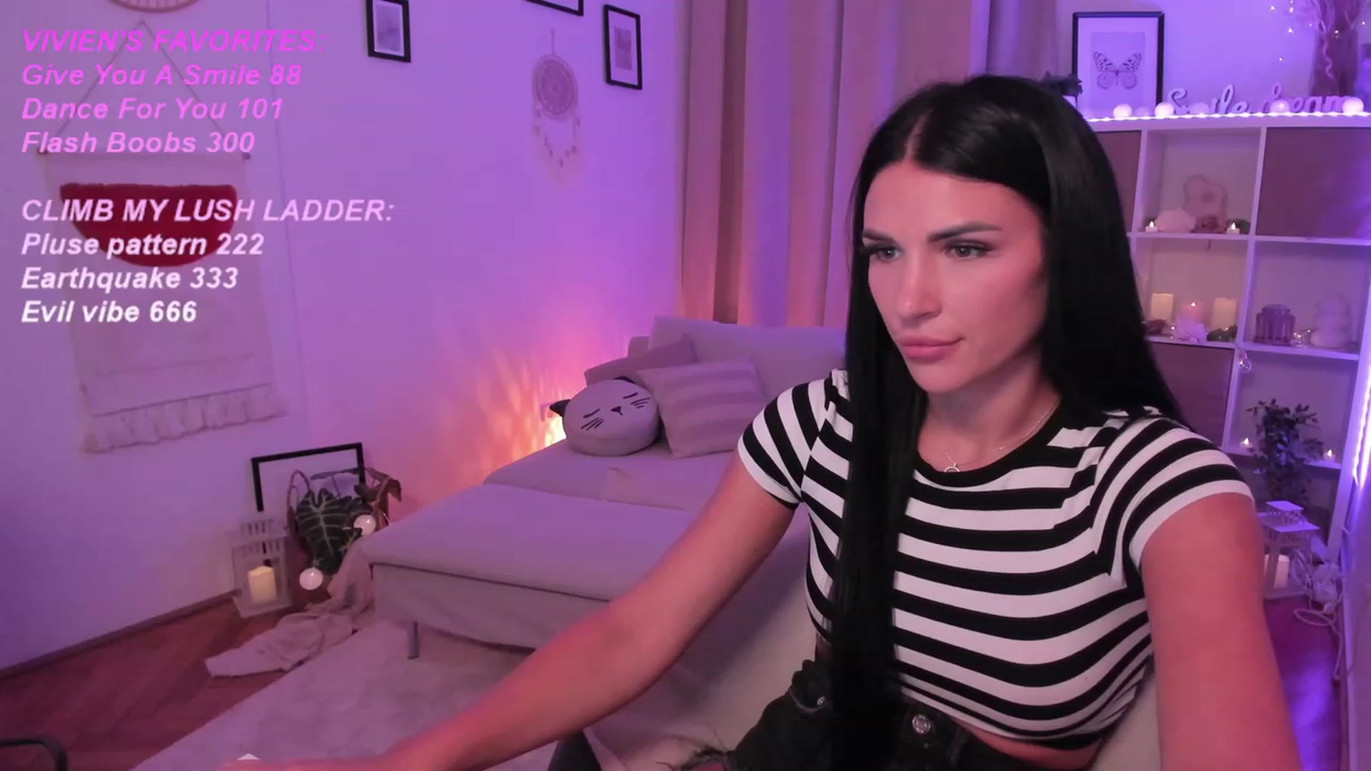 Gallery image thumbnail from kerelai's myfreecams stream on, 09/20/2023, 17:14 image 4 of 20