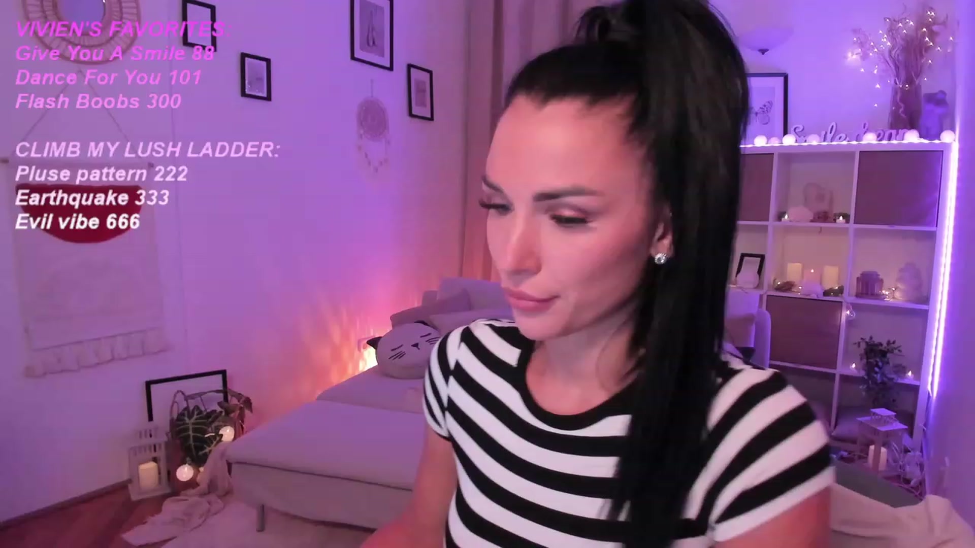 Gallery image thumbnail from kerelai's myfreecams stream on, 09/24/2023, 21:11 image 15 of 20