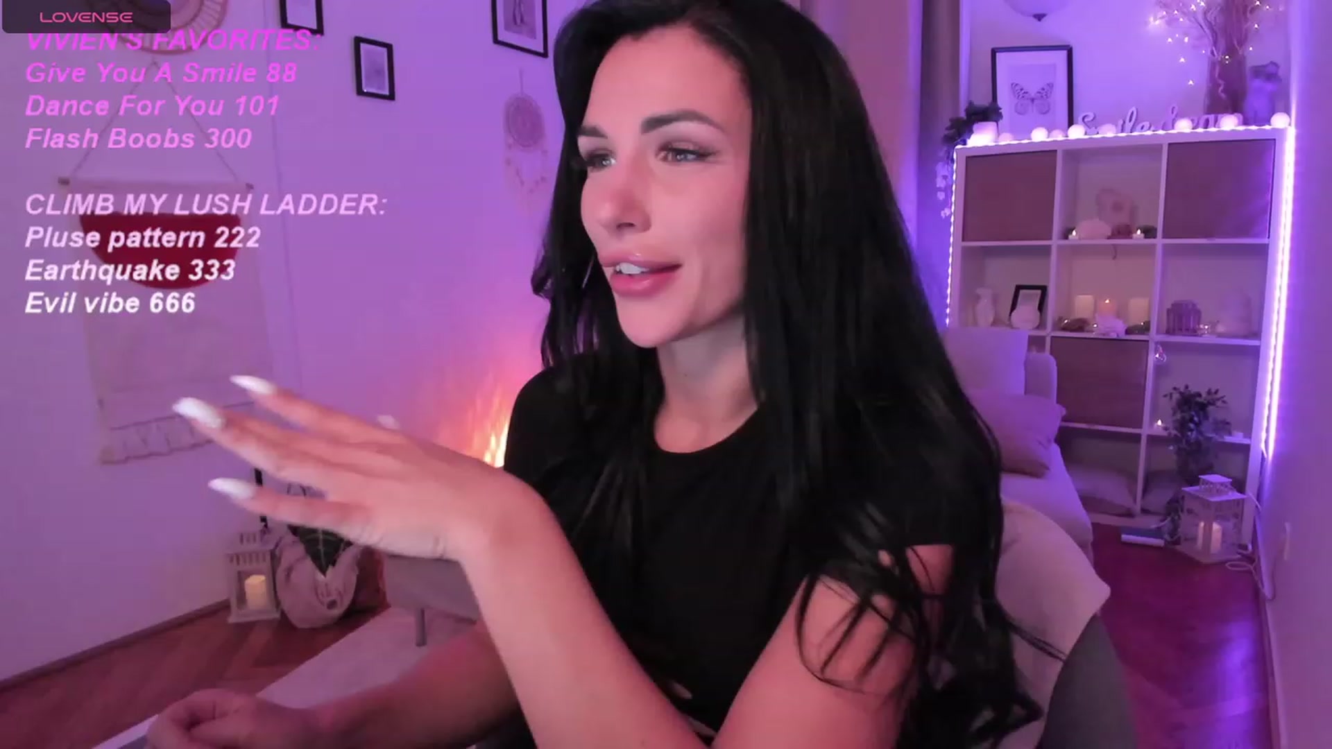 Gallery image thumbnail from kerelai's myfreecams stream on, 10/18/2023, 18:57 image 4 of 20