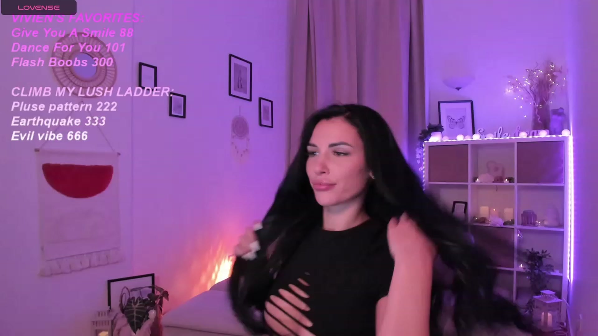 Gallery image thumbnail from kerelai's myfreecams stream on, 10/18/2023, 18:57 image 13 of 20