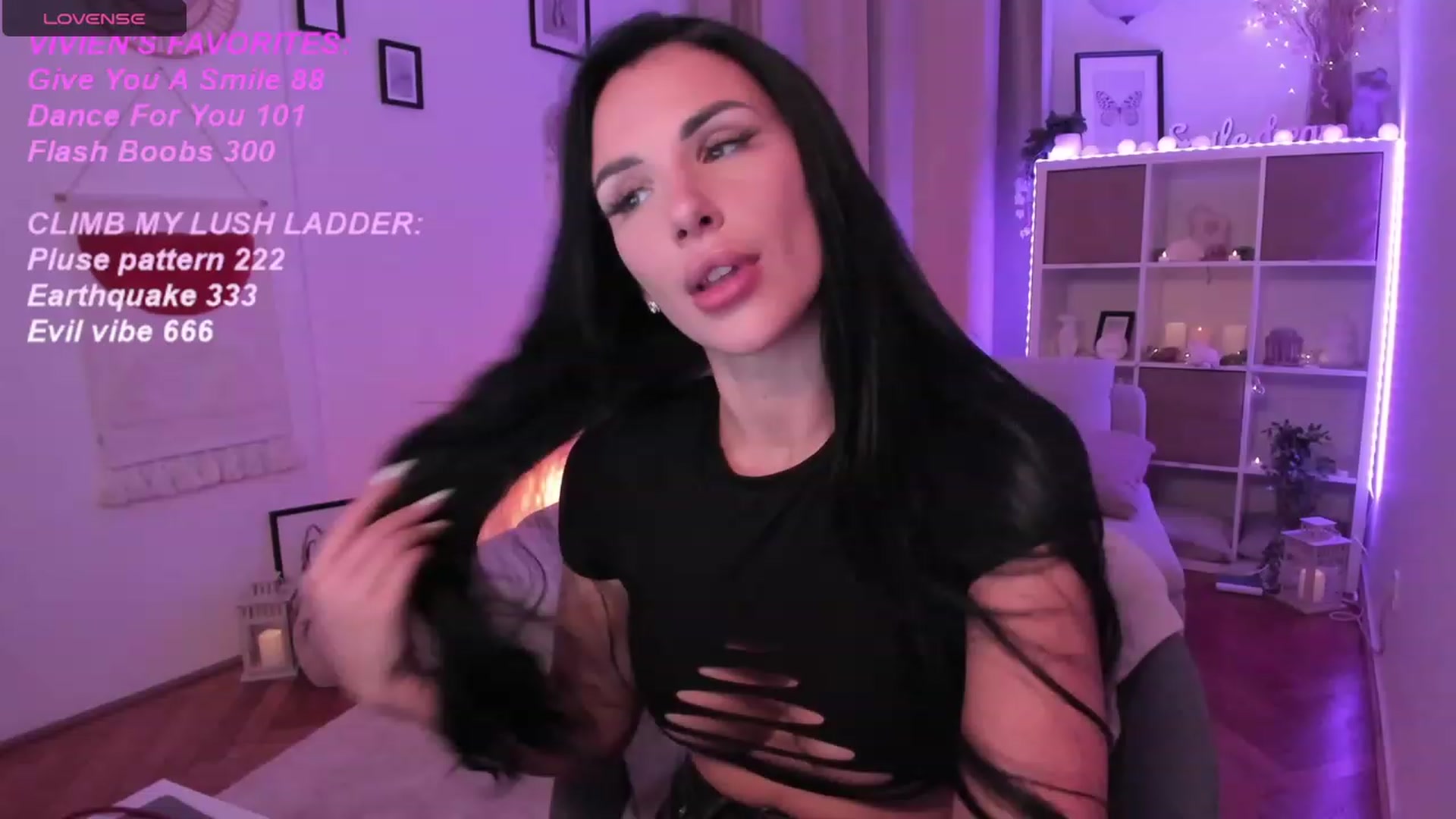 Gallery image thumbnail from kerelai's myfreecams stream on, 10/18/2023, 18:57 image 15 of 20