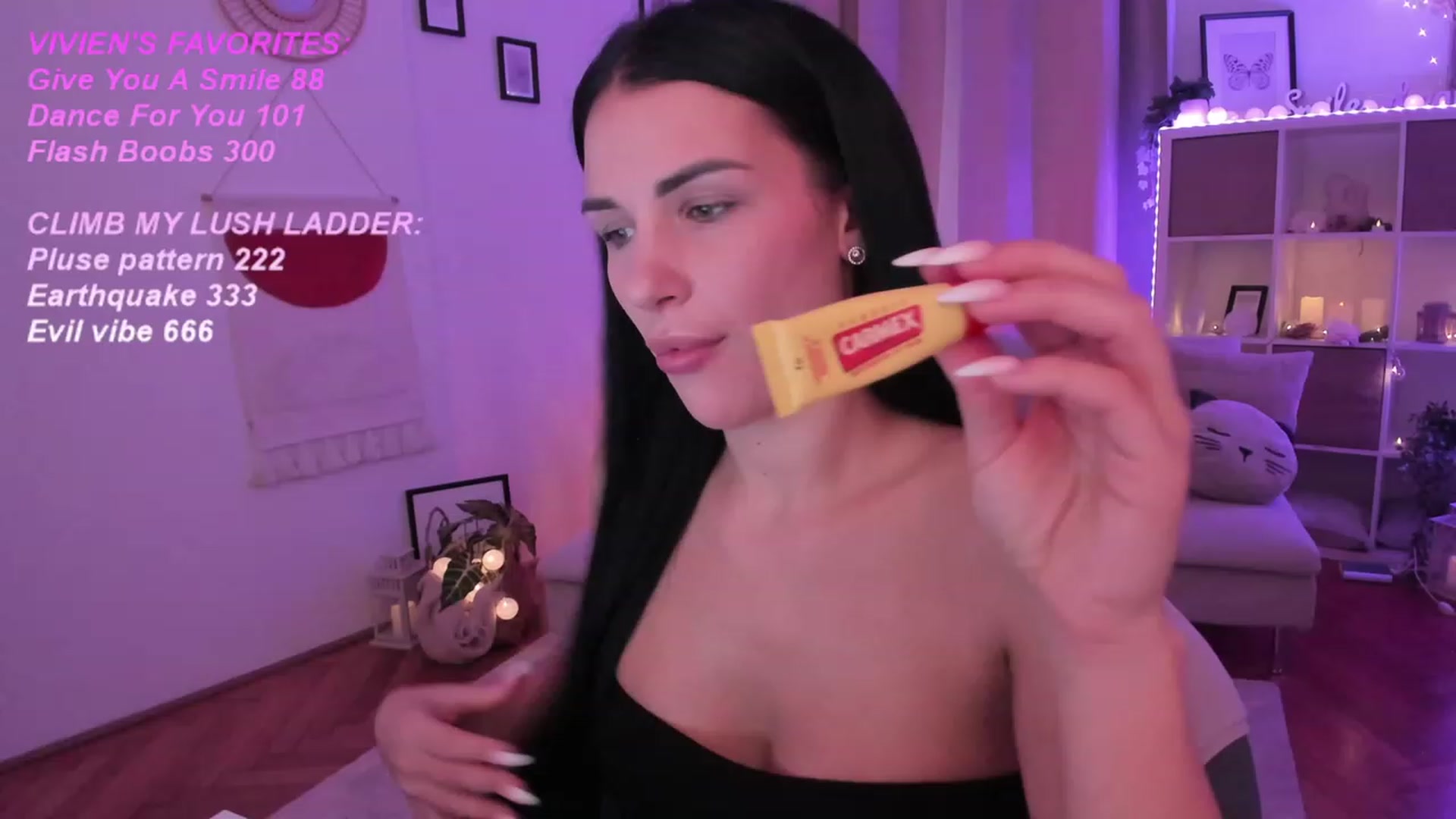 Gallery image thumbnail from kerelai's myfreecams stream on, 11/13/2023, 10:14 image 4 of 20