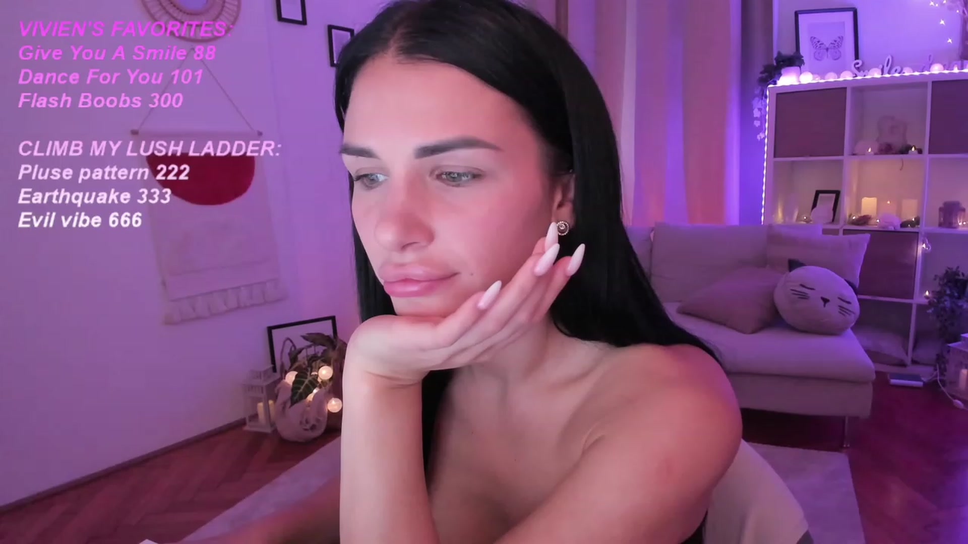 Gallery image thumbnail from kerelai's myfreecams stream on, 11/13/2023, 10:14 image 18 of 20