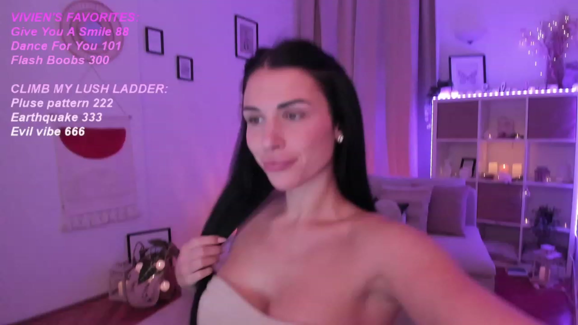 Gallery image thumbnail from kerelai's myfreecams stream on, 11/16/2023, 18:22 image 18 of 20