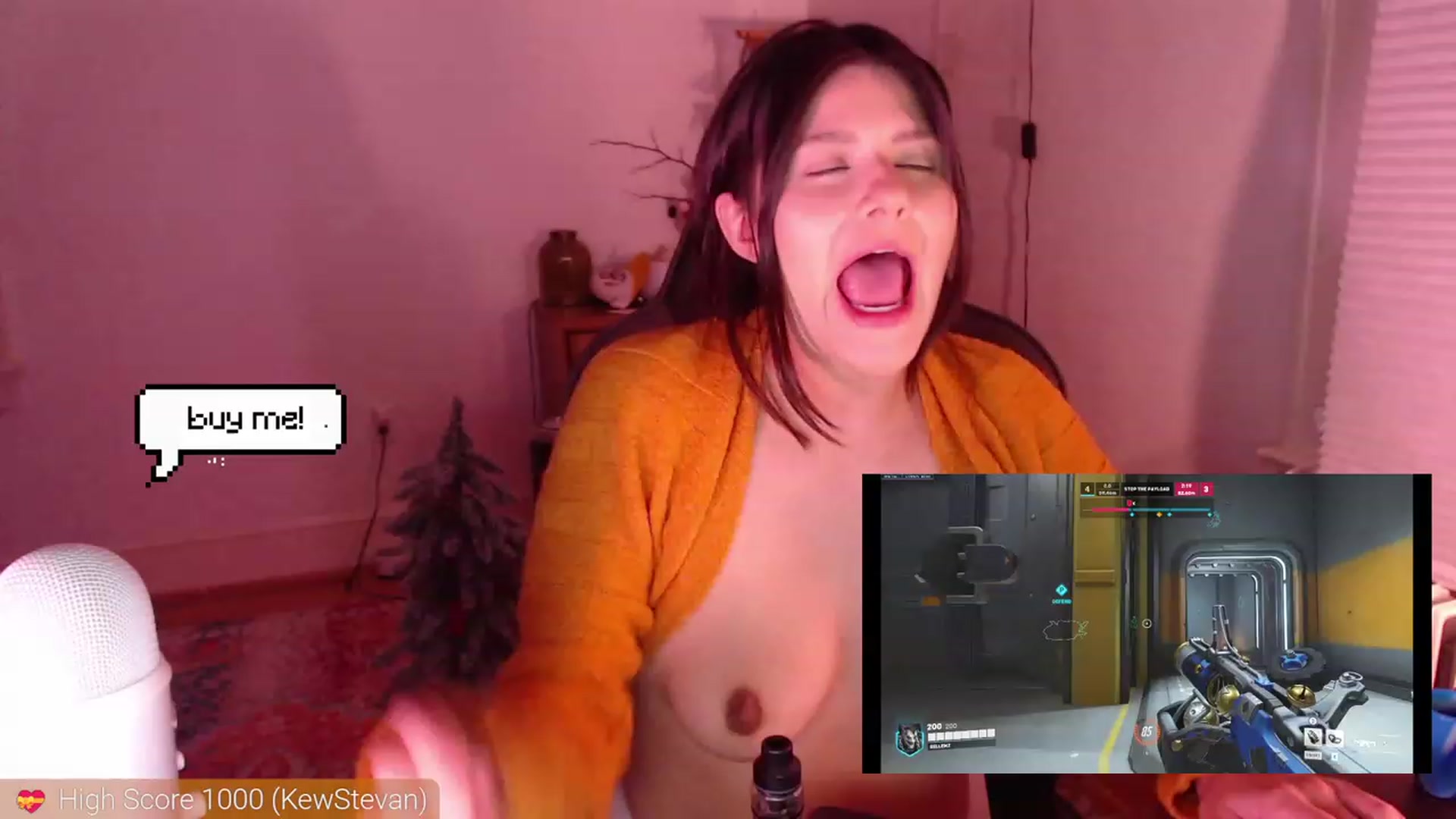 Gallery image thumbnail from kewcumber's myfreecams stream on, 11/26/2022, 01:12 image 7 of 20