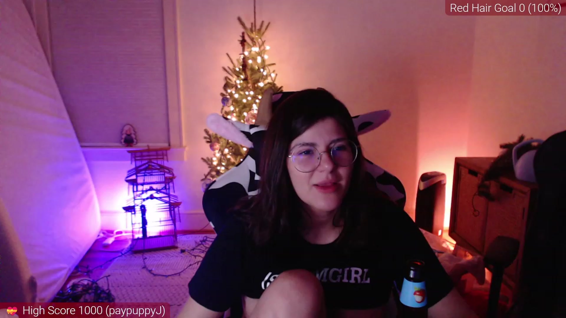 Gallery image thumbnail from kewcumber's myfreecams stream on, 12/07/2022, 03:51 image 12 of 20