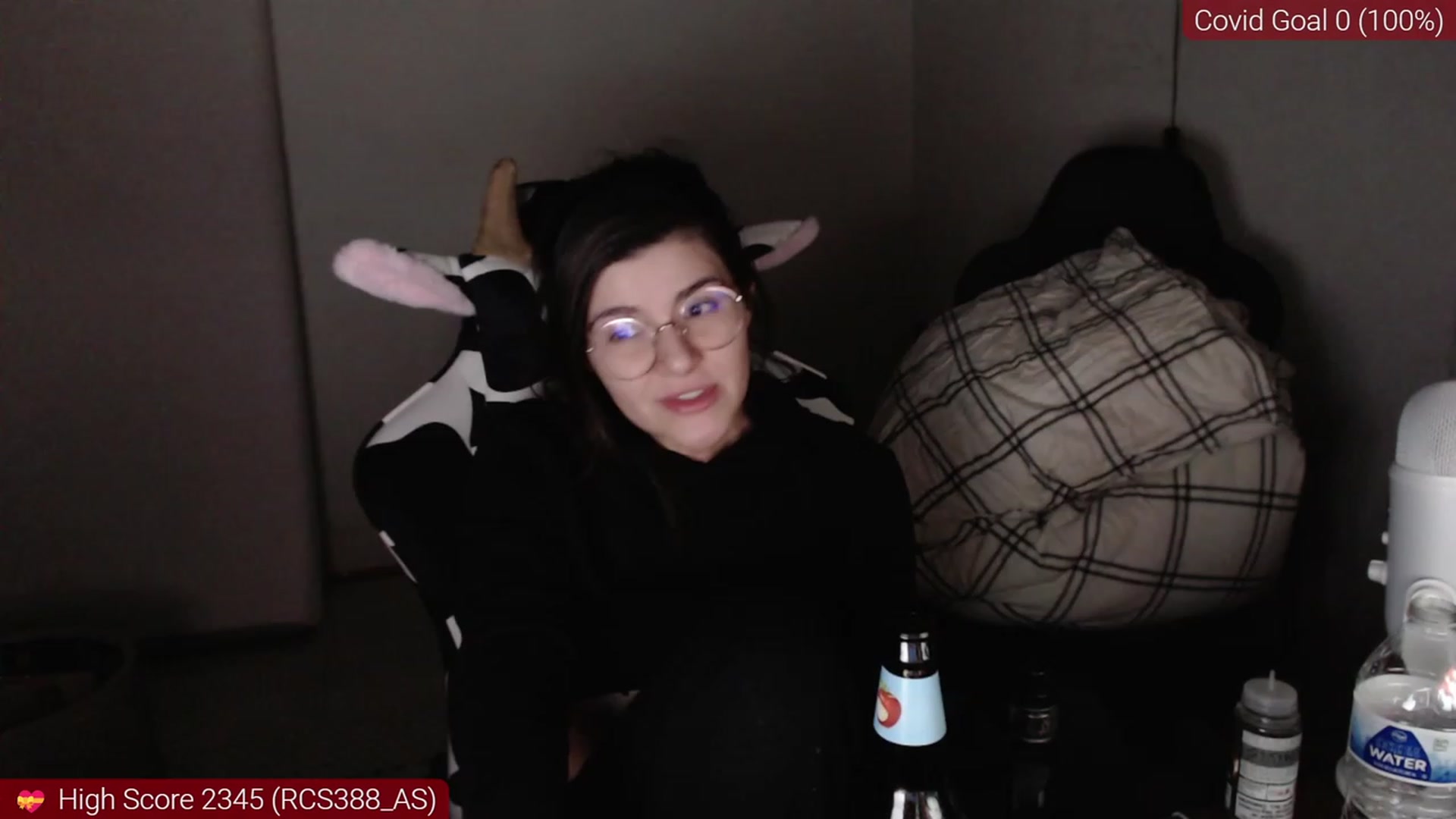 Gallery image thumbnail from kewcumber's myfreecams stream on, 12/22/2022, 08:05 image 12 of 20