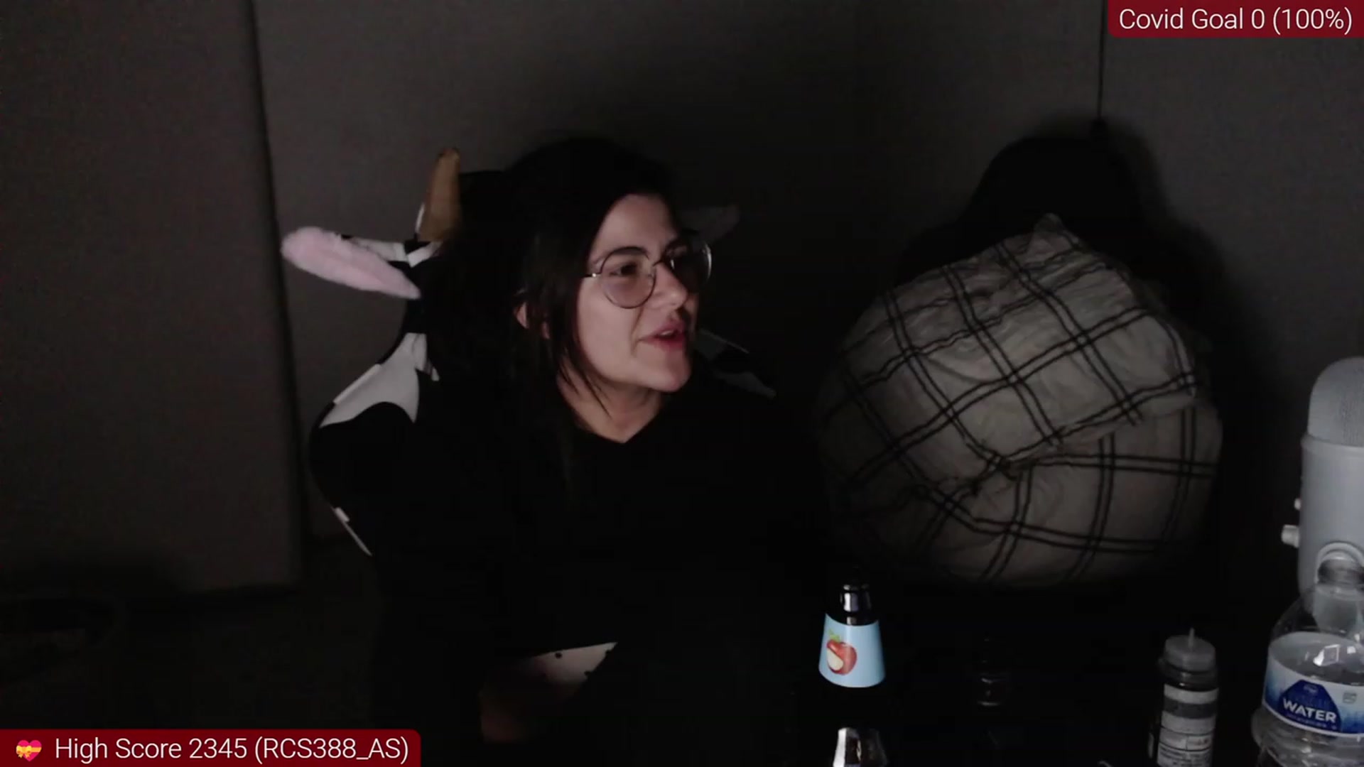 Gallery image thumbnail from kewcumber's myfreecams stream on, 12/22/2022, 08:05 image 9 of 20