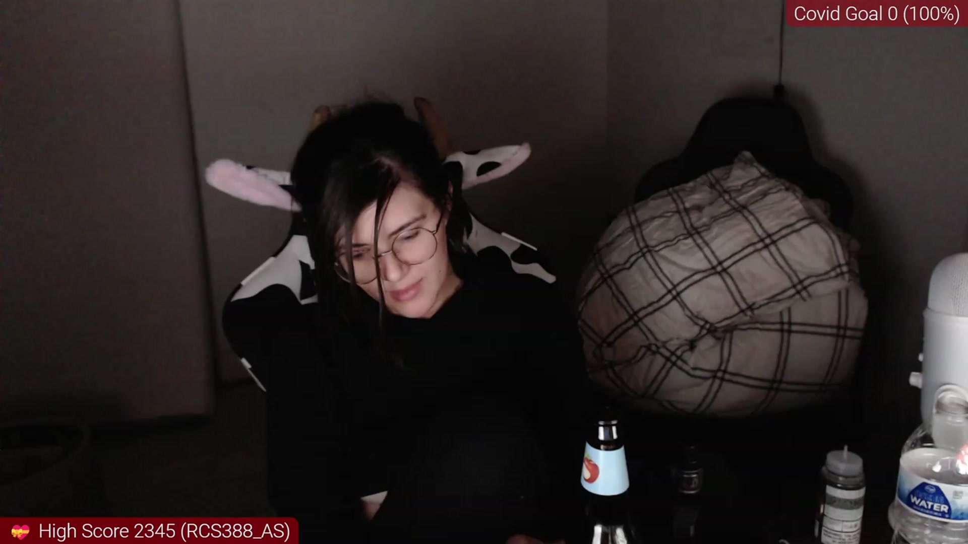 Gallery image thumbnail from kewcumber's myfreecams stream on, 12/22/2022, 08:05 image 14 of 20