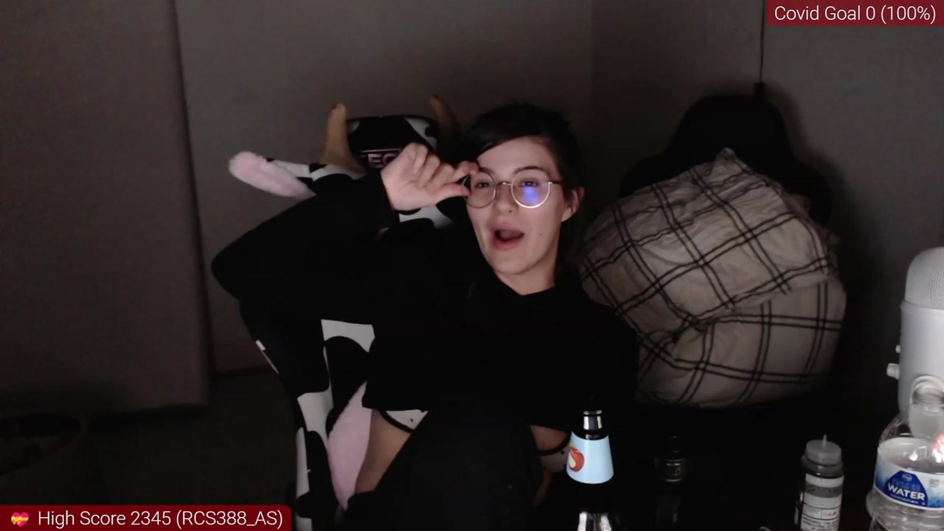 Gallery image thumbnail from kewcumber's myfreecams stream on, 12/22/2022, 08:05 image 18 of 20