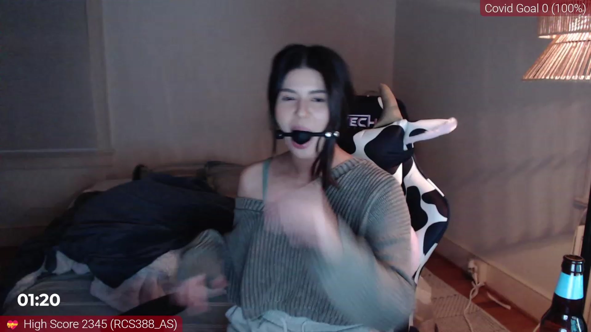Gallery image thumbnail from kewcumber's myfreecams stream on, 12/28/2022, 24:49 image 20 of 20