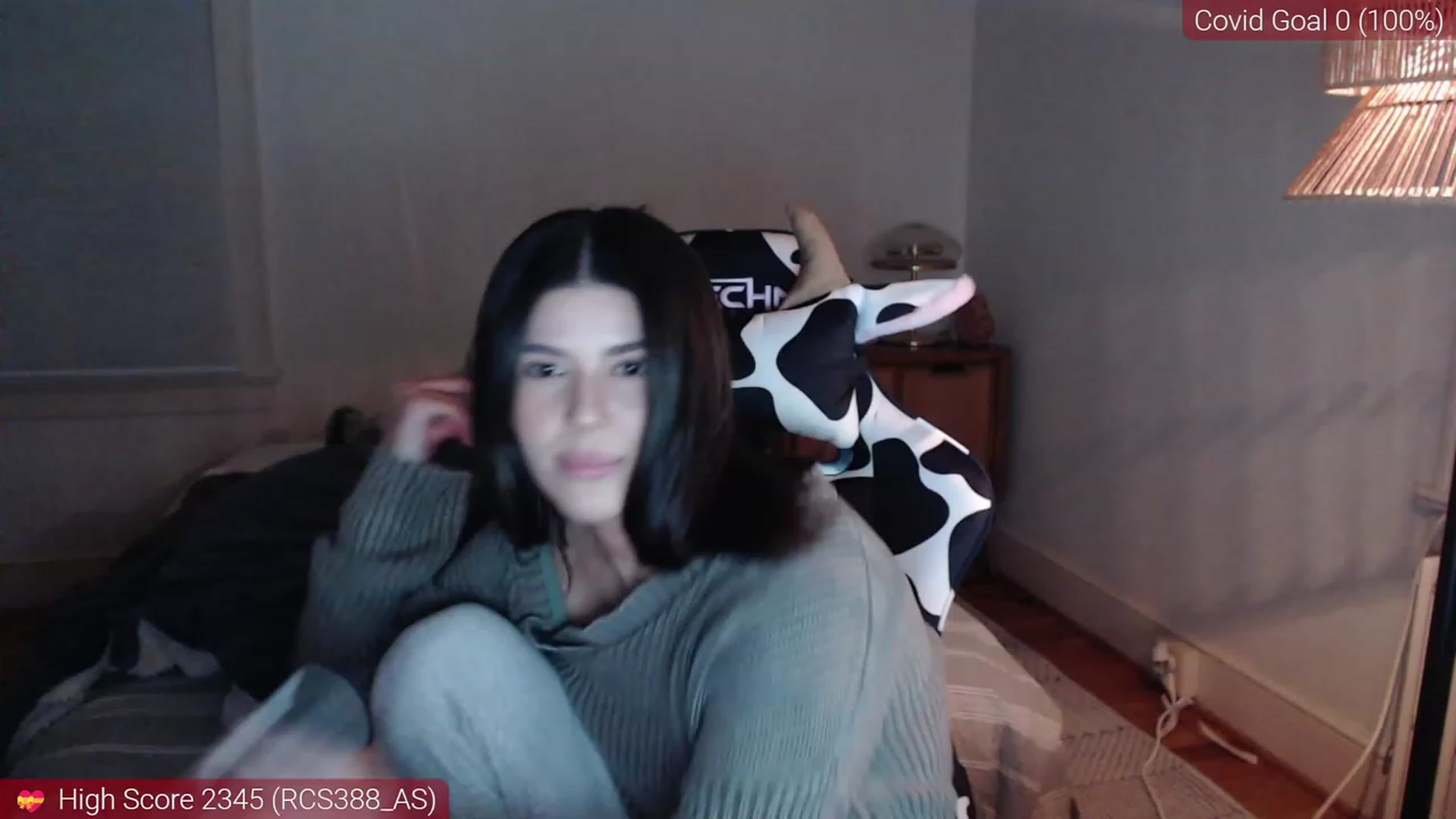 Gallery image thumbnail from kewcumber's myfreecams stream on, 12/28/2022, 24:49 image 11 of 20