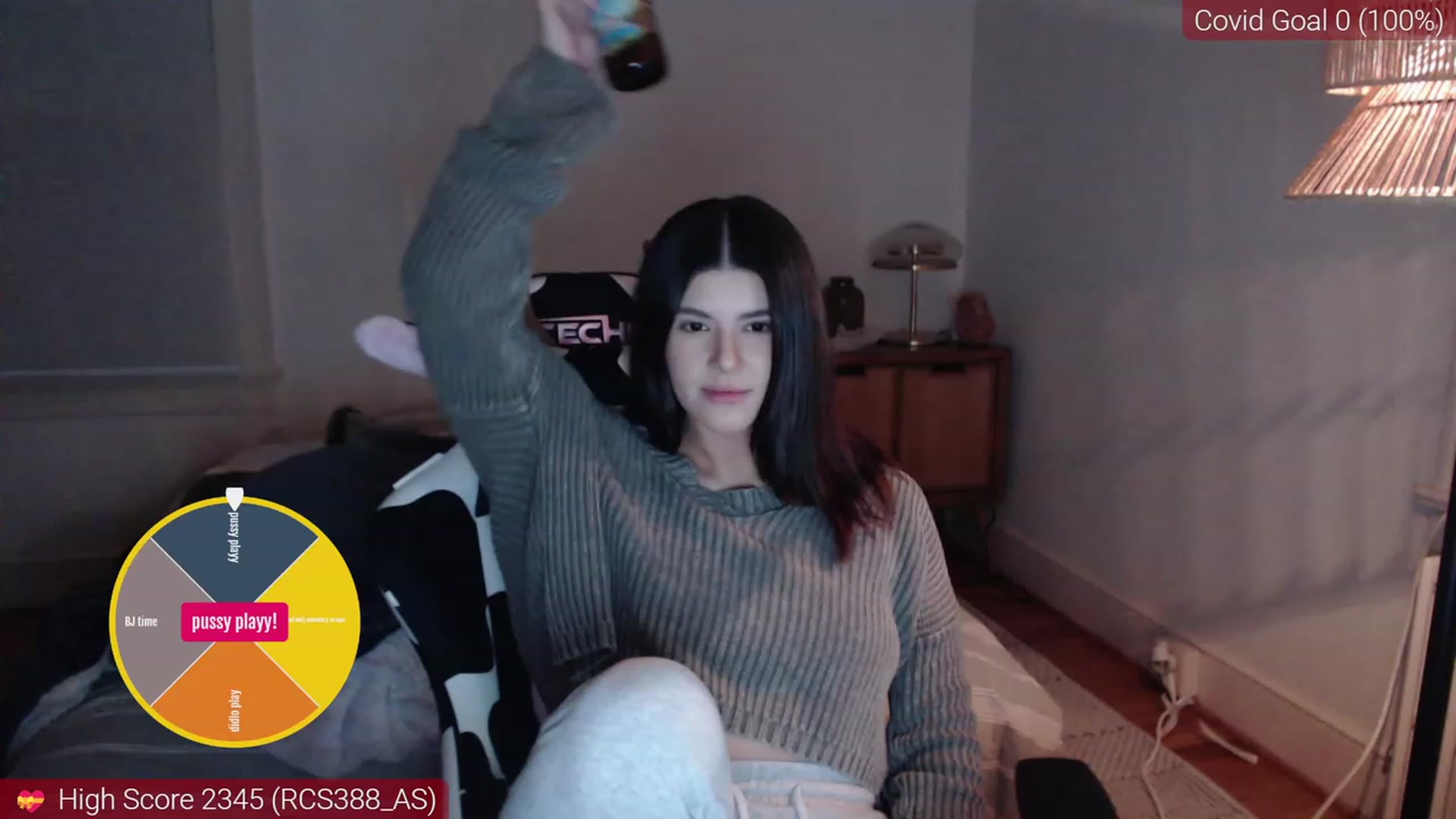 Gallery image thumbnail from kewcumber's myfreecams stream on, 12/28/2022, 24:49 image 14 of 20