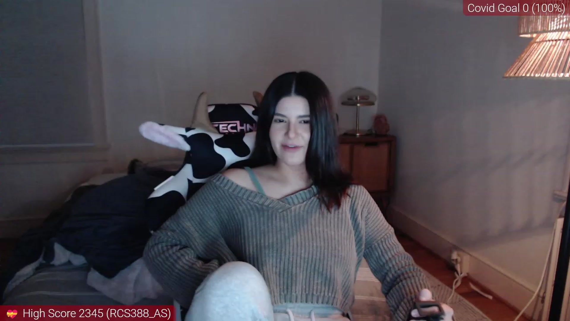 Gallery image thumbnail from kewcumber's myfreecams stream on, 12/28/2022, 24:49 image 12 of 20