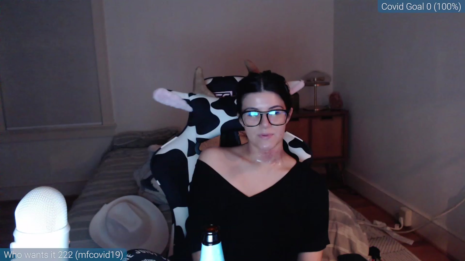 Gallery image thumbnail from kewcumber's myfreecams stream on, 01/02/2023, 01:59 image 9 of 20
