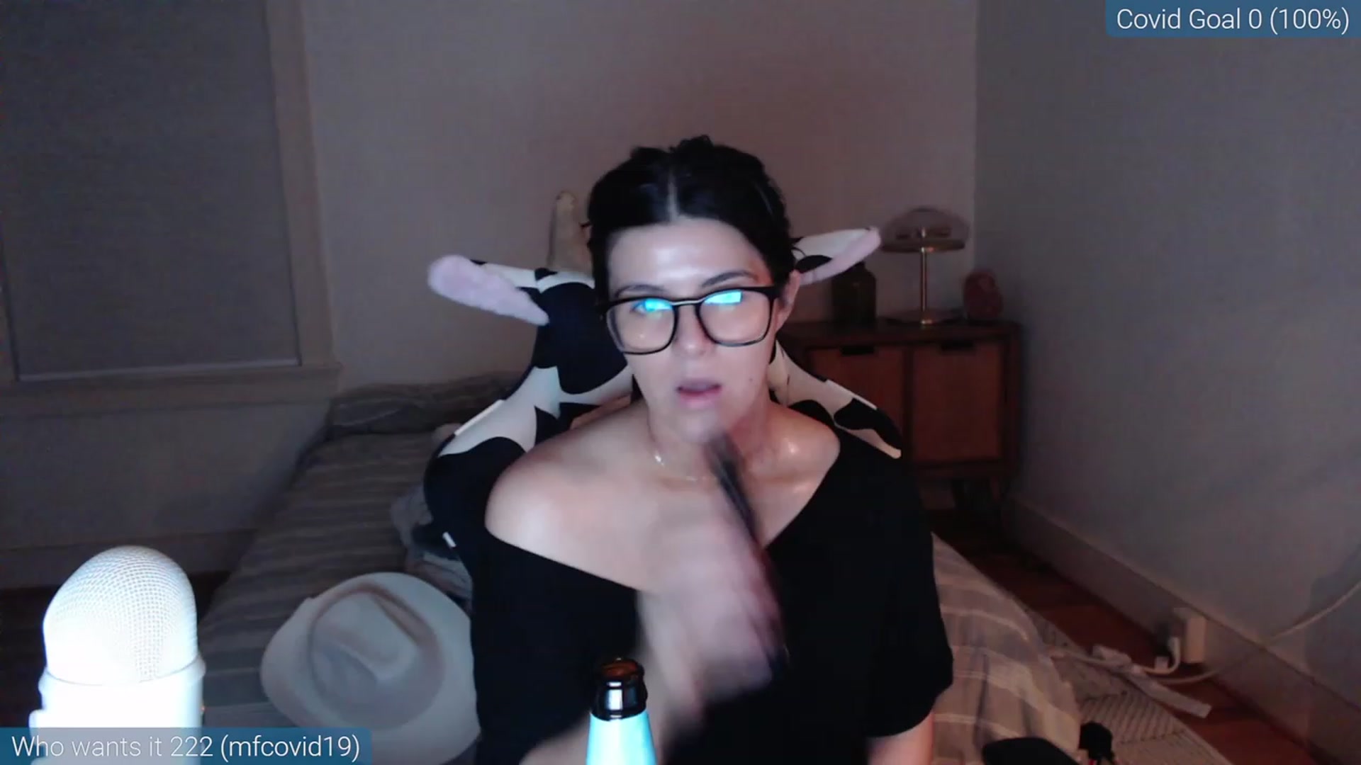 Gallery image thumbnail from kewcumber's myfreecams stream on, 01/02/2023, 01:59 image 8 of 20
