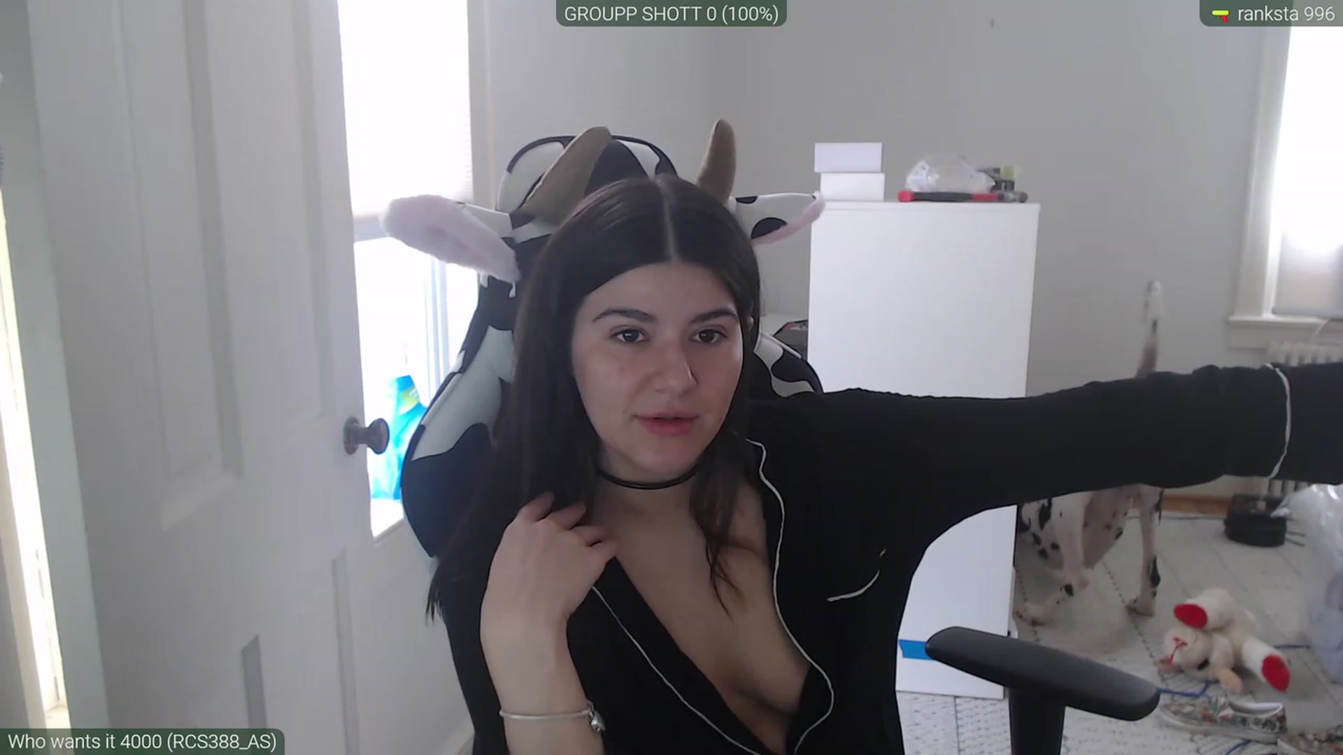 Gallery image thumbnail from kewcumber's myfreecams stream on, 03/25/2023, 15:21 image 4 of 20