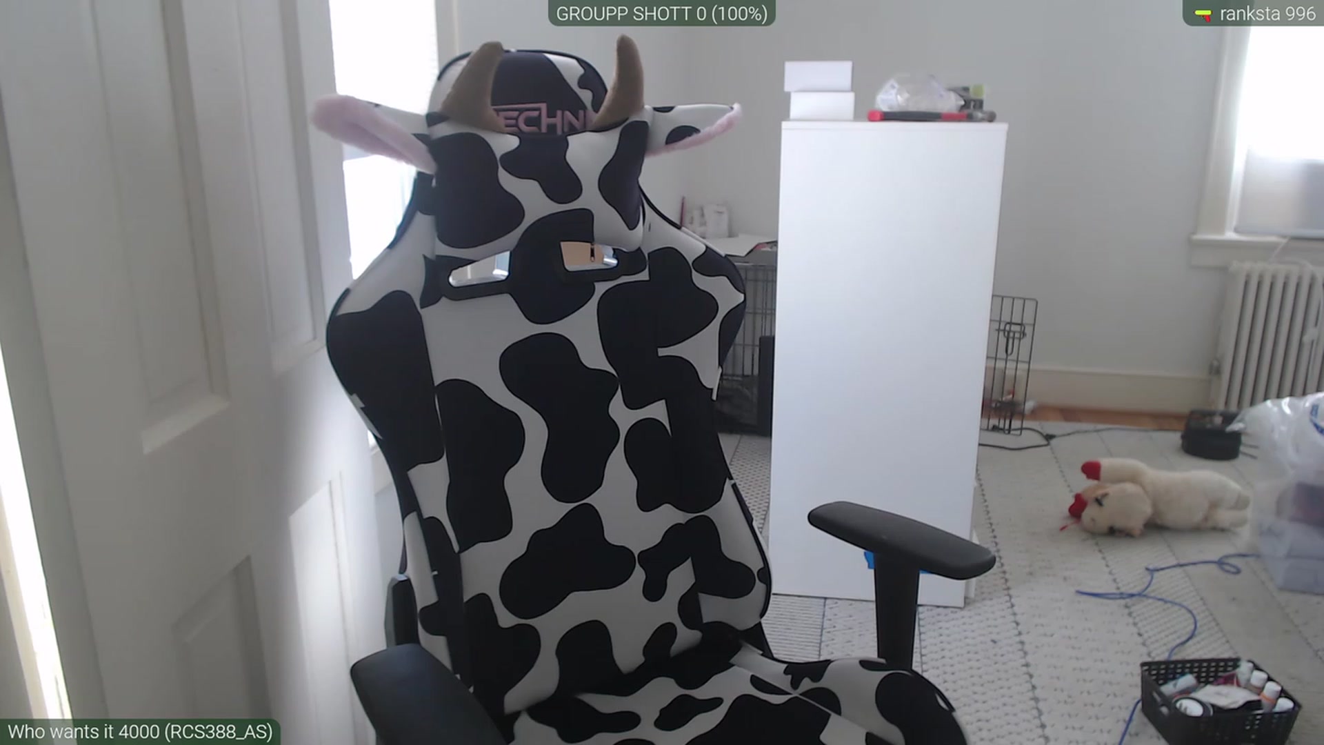 Gallery image thumbnail from kewcumber's myfreecams stream on, 03/25/2023, 15:21 image 10 of 20