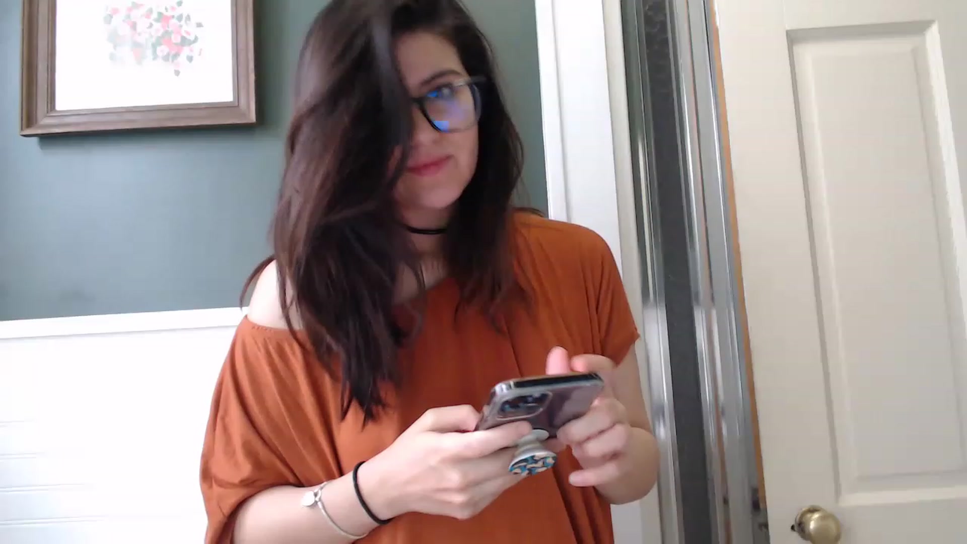 Gallery image thumbnail from kewcumber's myfreecams stream on, 04/01/2023, 14:11 image 6 of 20