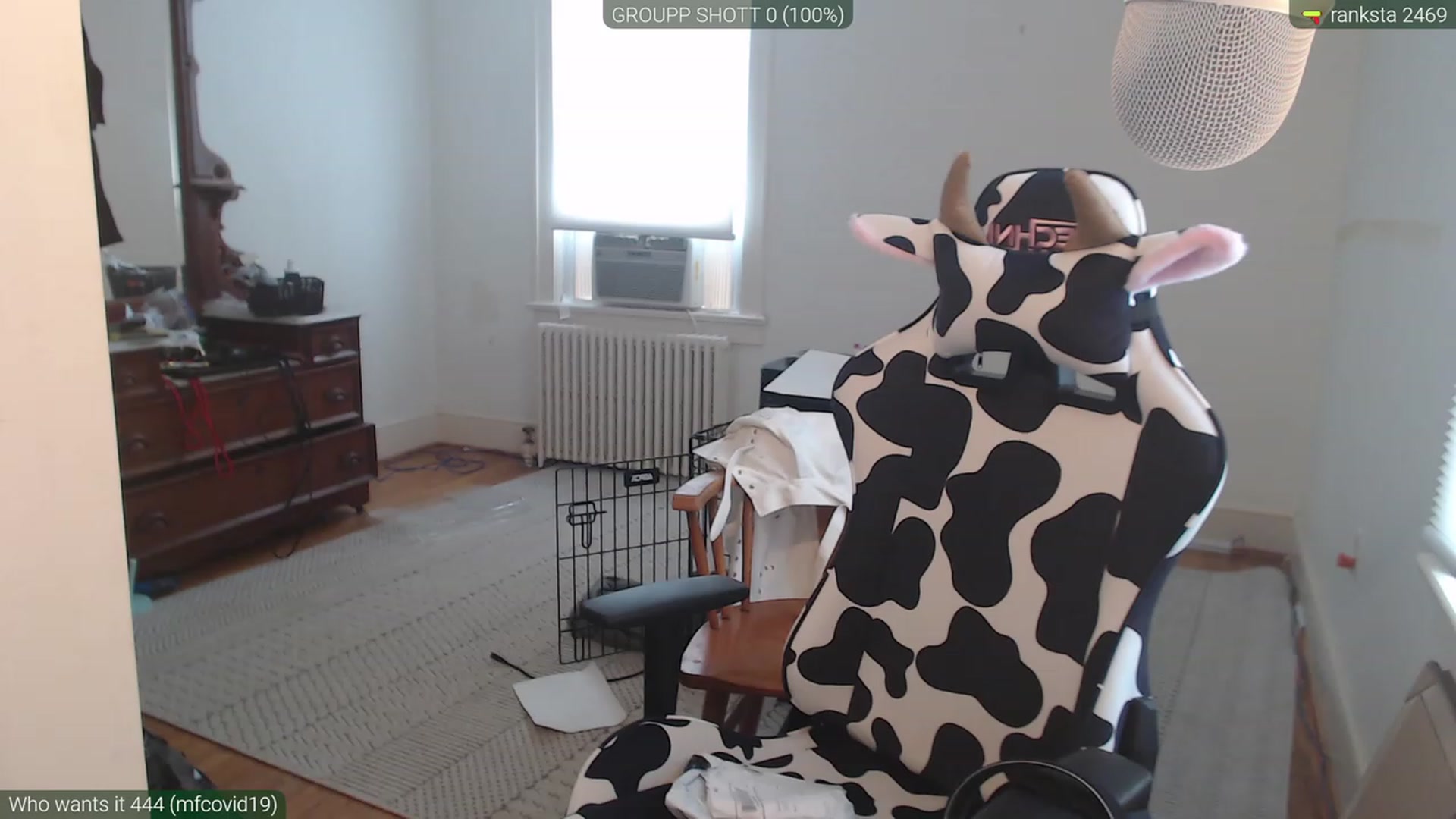 Gallery image thumbnail from kewcumber's myfreecams stream on, 04/08/2023, 17:58 image 11 of 20