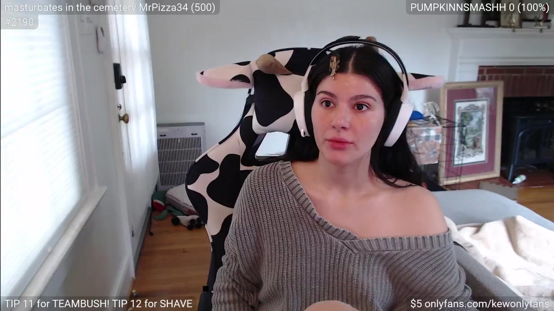 Gallery image thumbnail from kewcumber's myfreecams stream on, 11/16/2024, 16:17 image 20 of 20