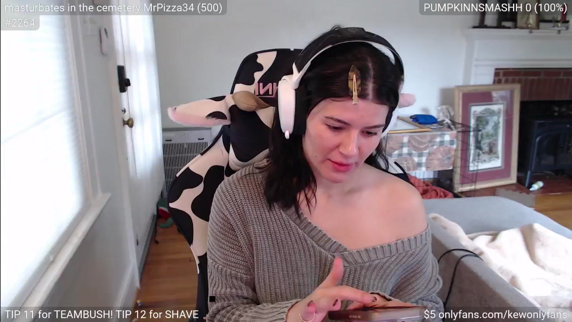 Gallery image thumbnail from kewcumber's myfreecams stream on, 11/16/2024, 16:17 image 8 of 20
