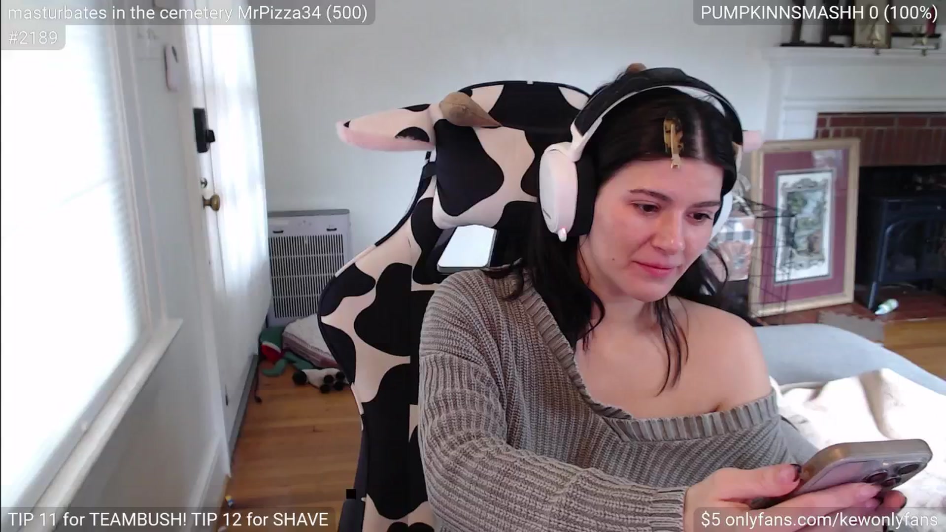 Gallery image thumbnail from kewcumber's myfreecams stream on, 11/16/2024, 16:17 image 19 of 20