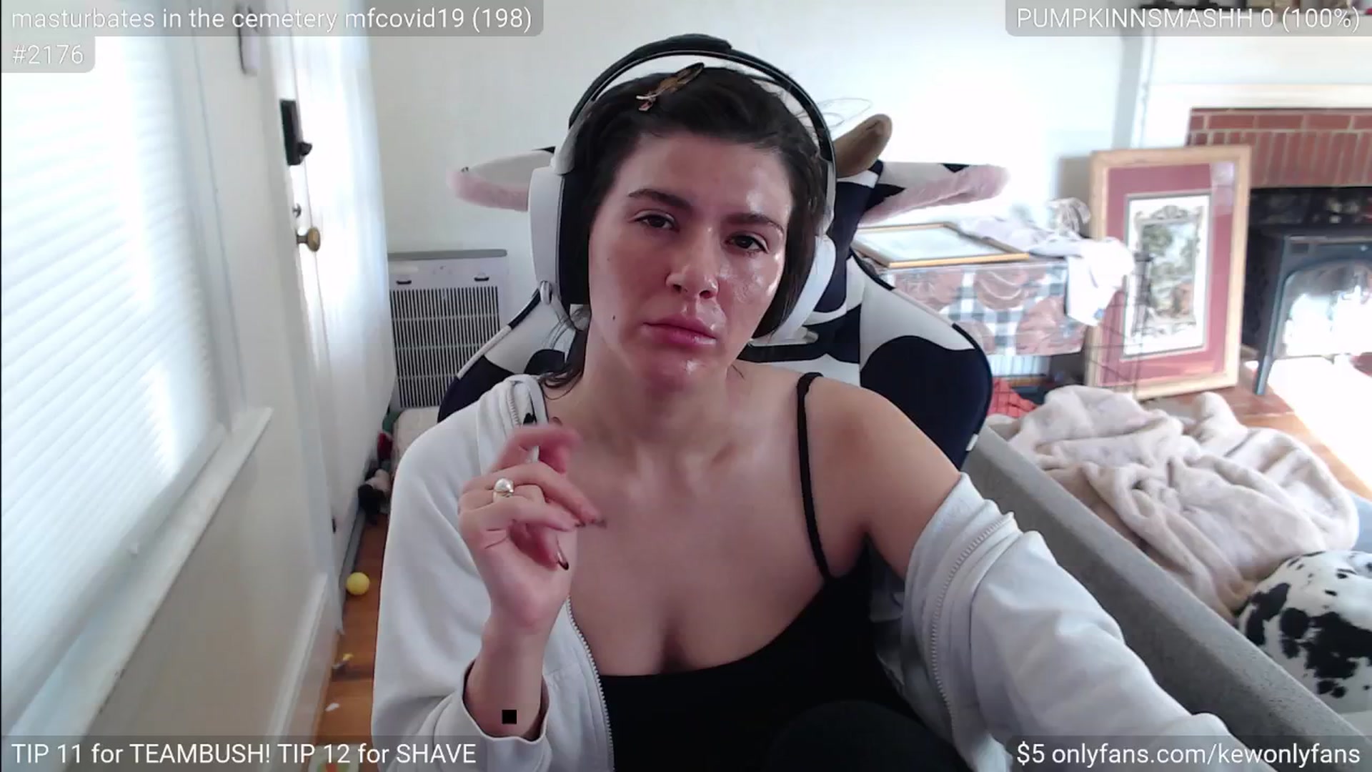 Gallery image thumbnail from kewcumber's myfreecams stream on, 11/17/2024, 20:42 image 18 of 20