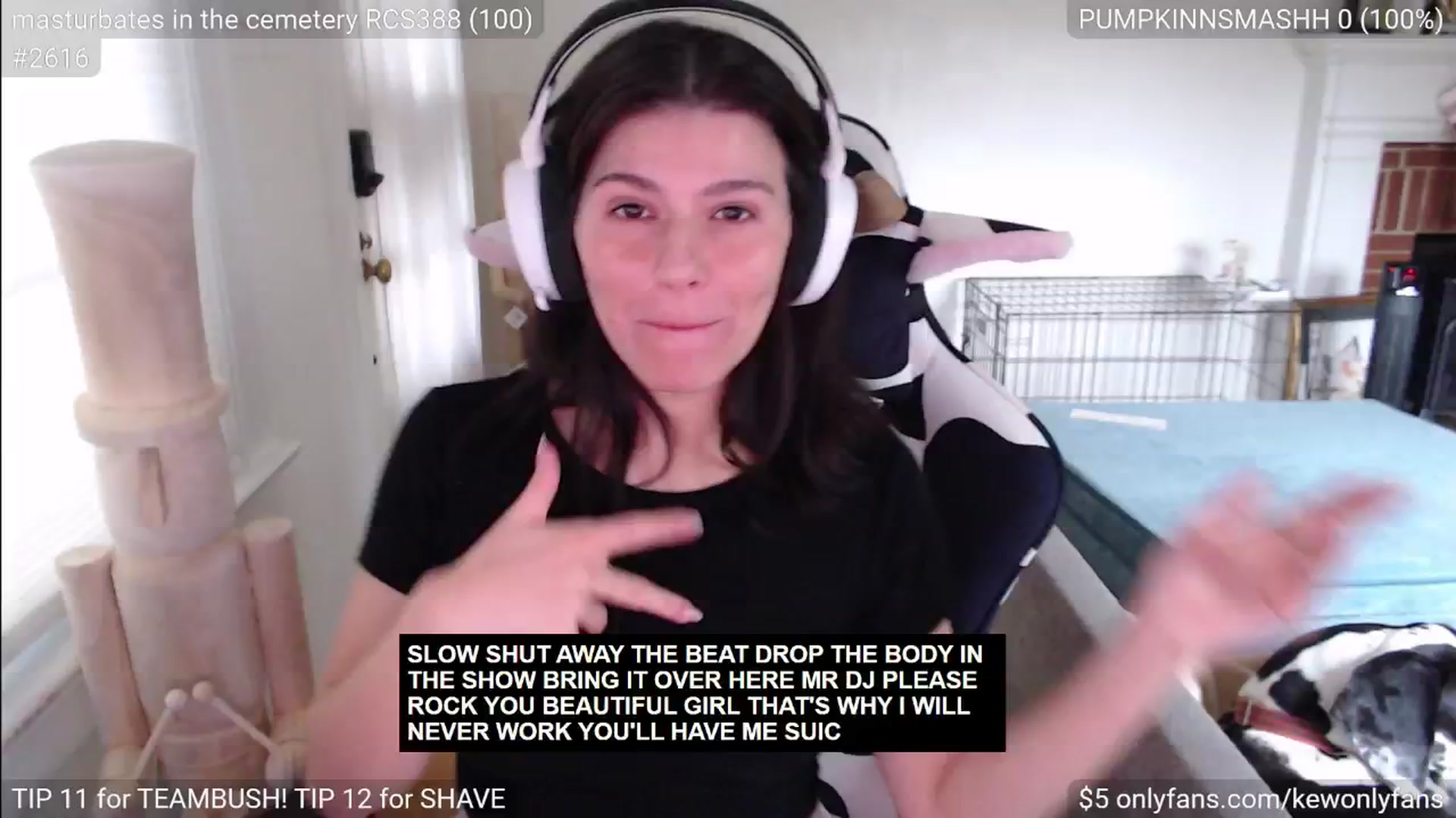 Gallery image thumbnail from kewcumber's myfreecams stream on, 11/23/2024, 20:35 image 18 of 20