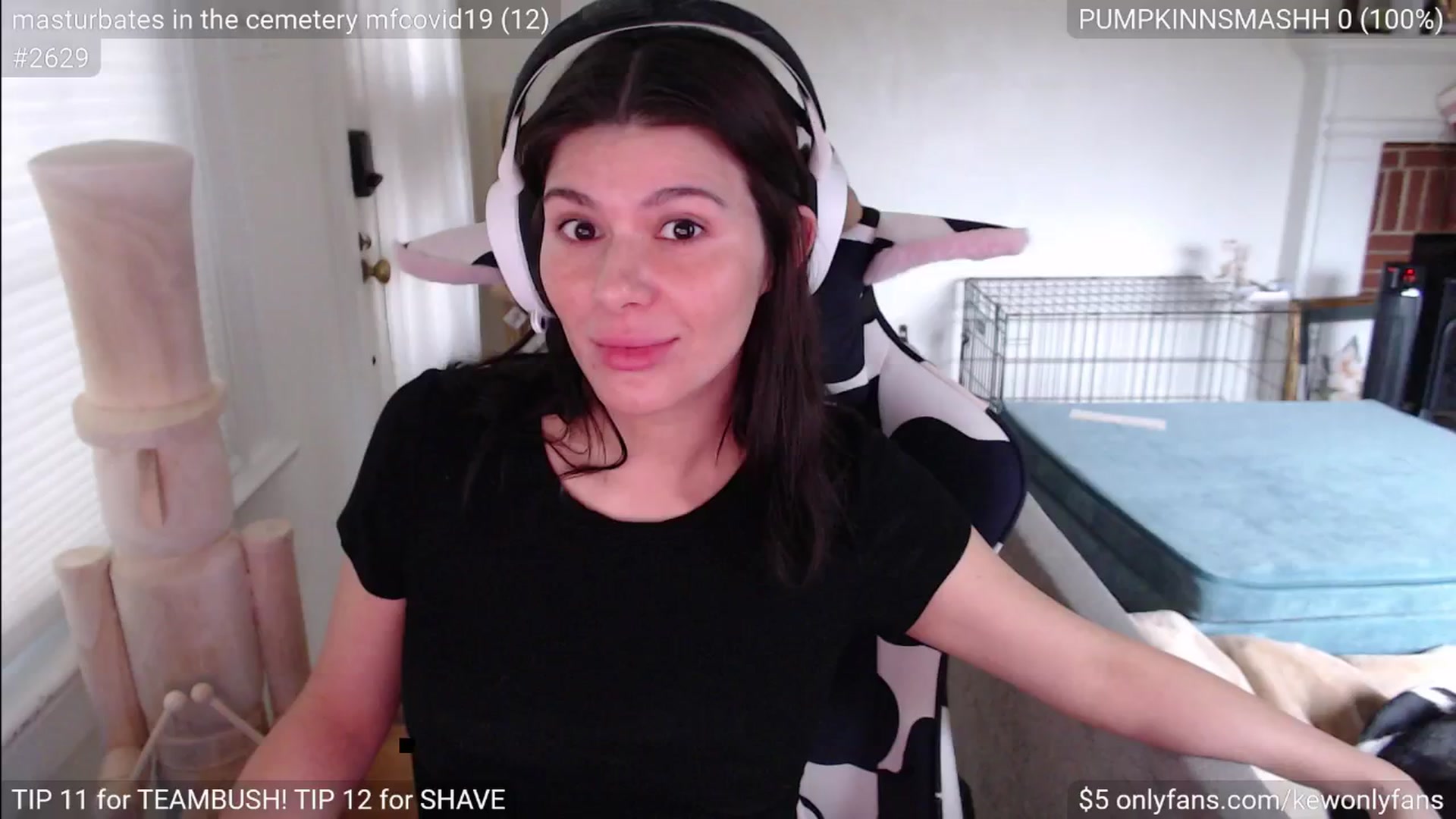 Gallery image thumbnail from kewcumber's myfreecams stream on, 11/23/2024, 20:35 image 13 of 20