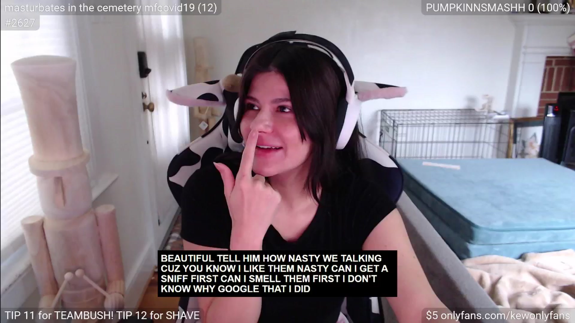 Gallery image thumbnail from kewcumber's myfreecams stream on, 11/23/2024, 20:35 image 7 of 20
