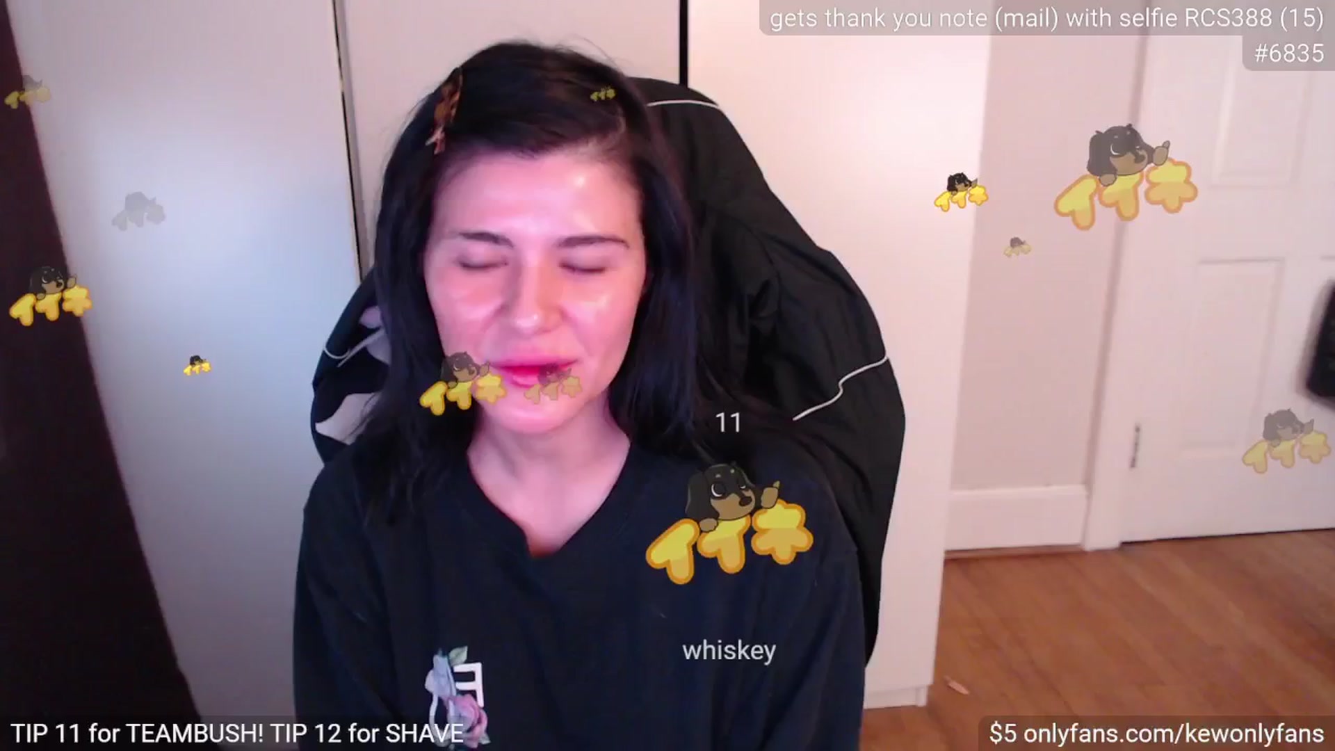 Gallery image thumbnail from kewcumber's myfreecams stream on, 04/05/2025, 18:06 image 5 of 20