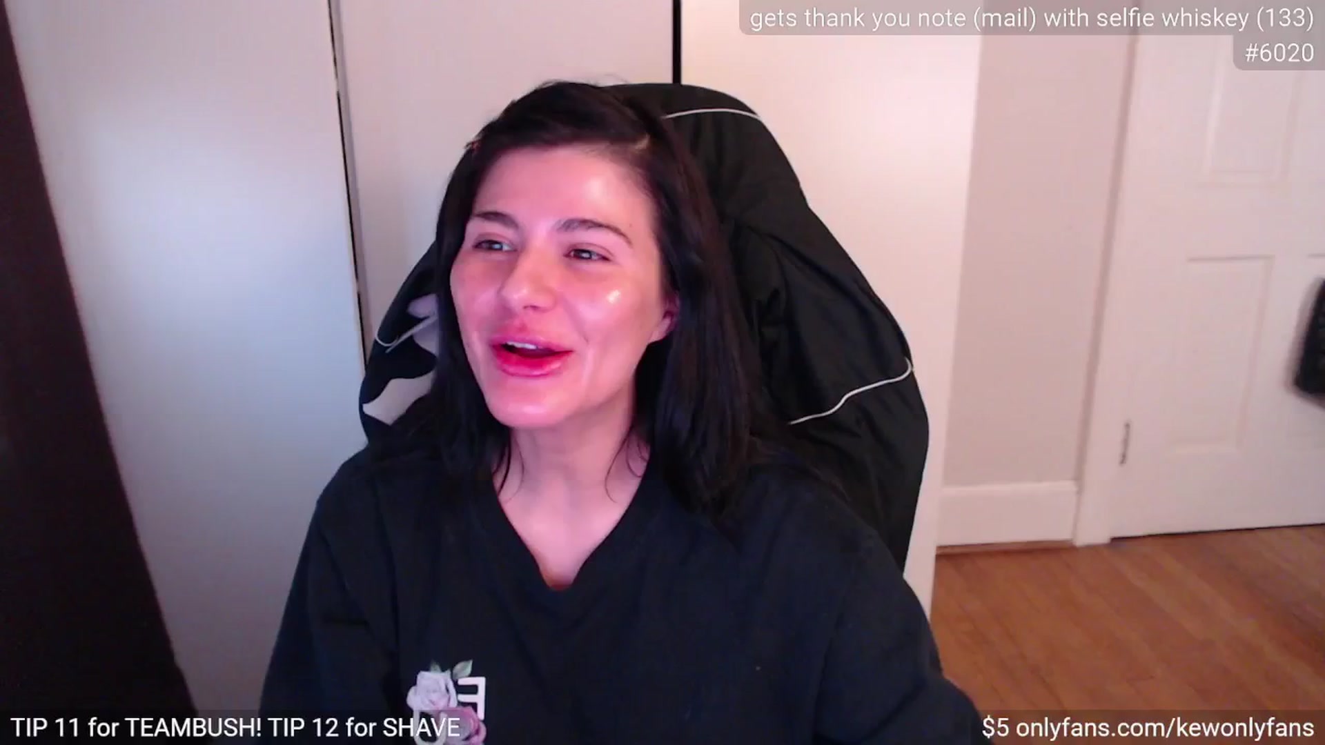 Gallery image thumbnail from kewcumber's myfreecams stream on, 04/05/2025, 18:06 image 9 of 20