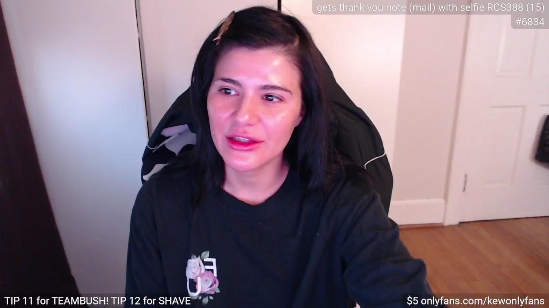 Gallery image thumbnail from kewcumber's myfreecams stream on, 04/05/2025, 18:06 image 3 of 20