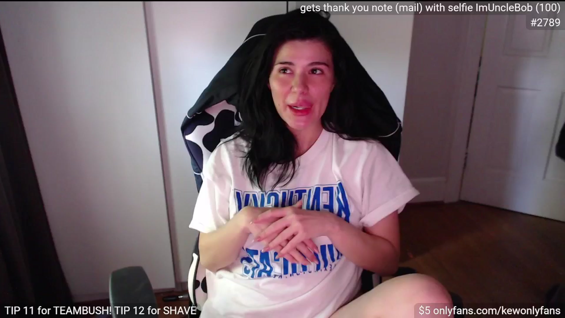 Gallery image thumbnail from kewcumber's myfreecams stream on, 04/27/2025, 20:03 image 6 of 20