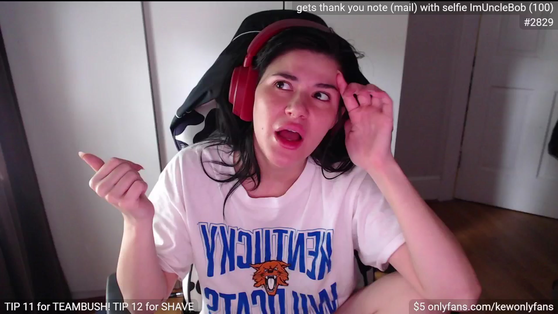Gallery image thumbnail from kewcumber's myfreecams stream on, 04/27/2025, 20:03 image 3 of 20