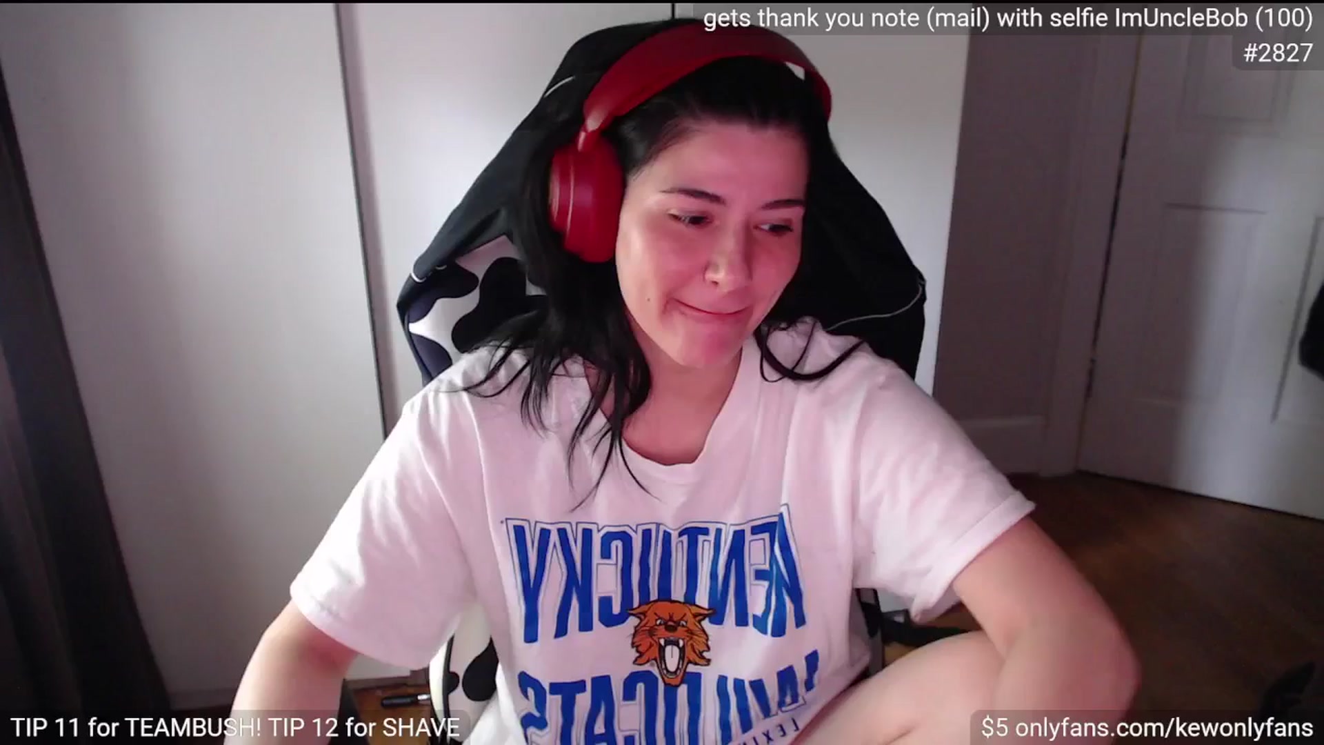 Gallery image thumbnail from kewcumber's myfreecams stream on, 04/27/2025, 20:03 image 4 of 20