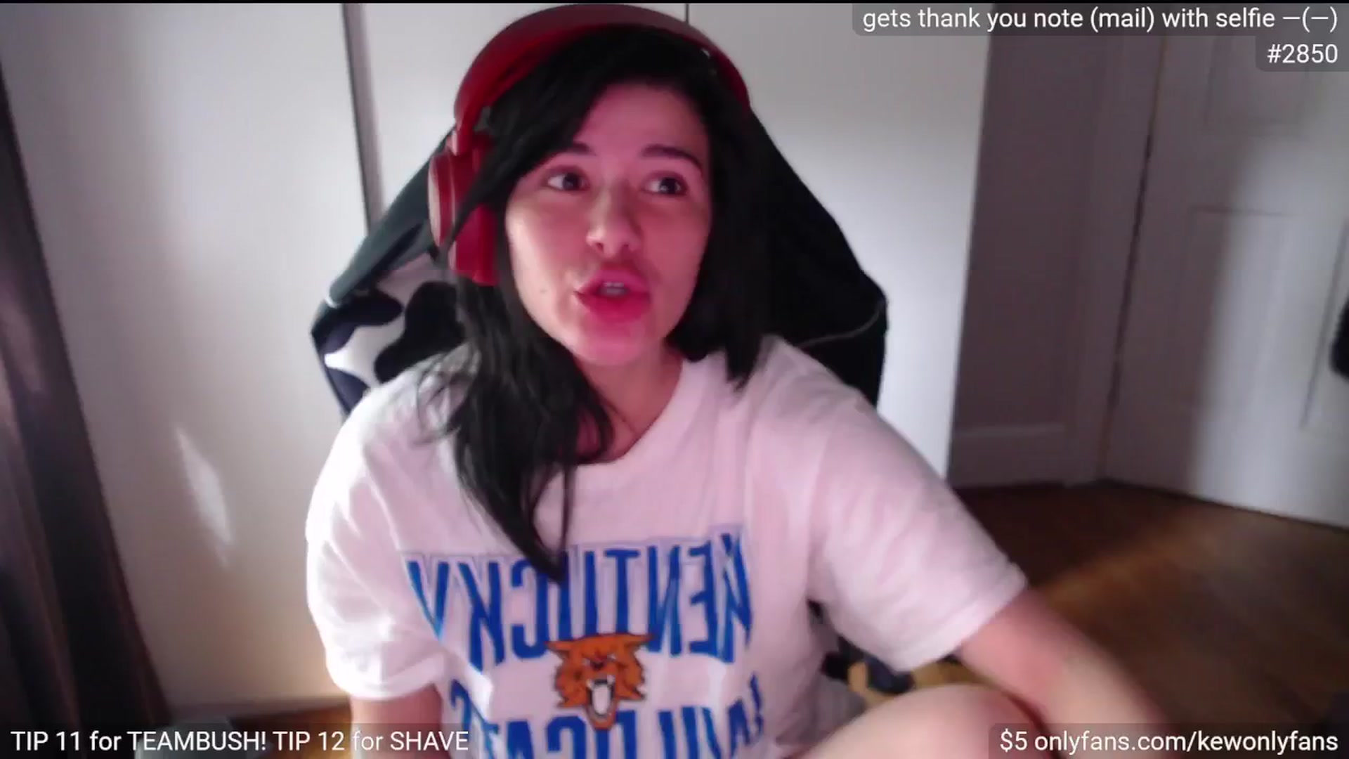 Gallery image thumbnail from kewcumber's myfreecams stream on, 04/27/2025, 20:03 image 1 of 20